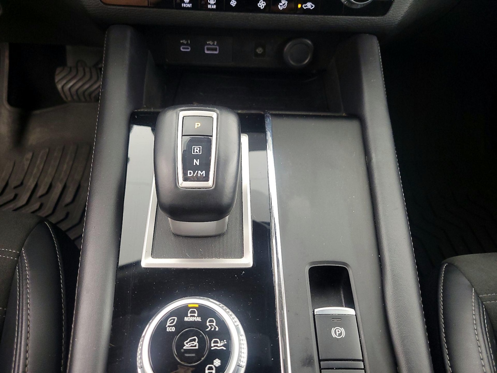 2024 Mitsubishi Outlander SE - Photo 19