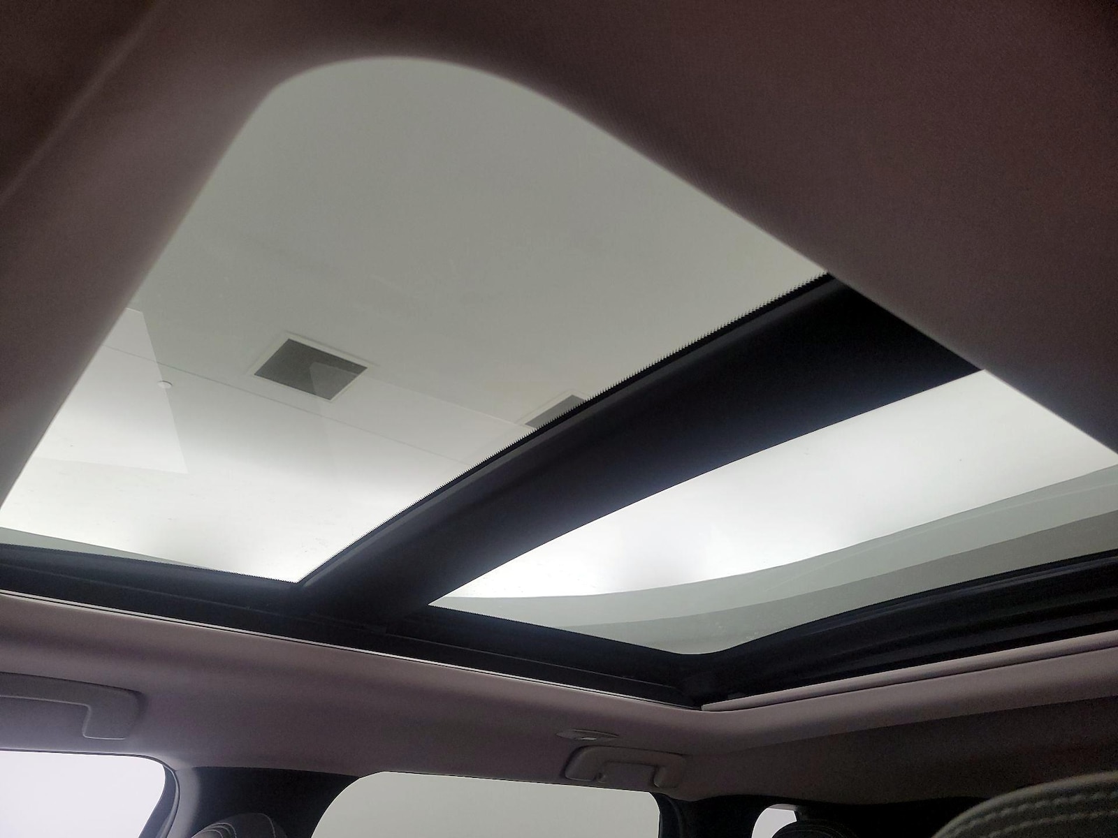 2024 Mitsubishi Outlander SE - Photo 27