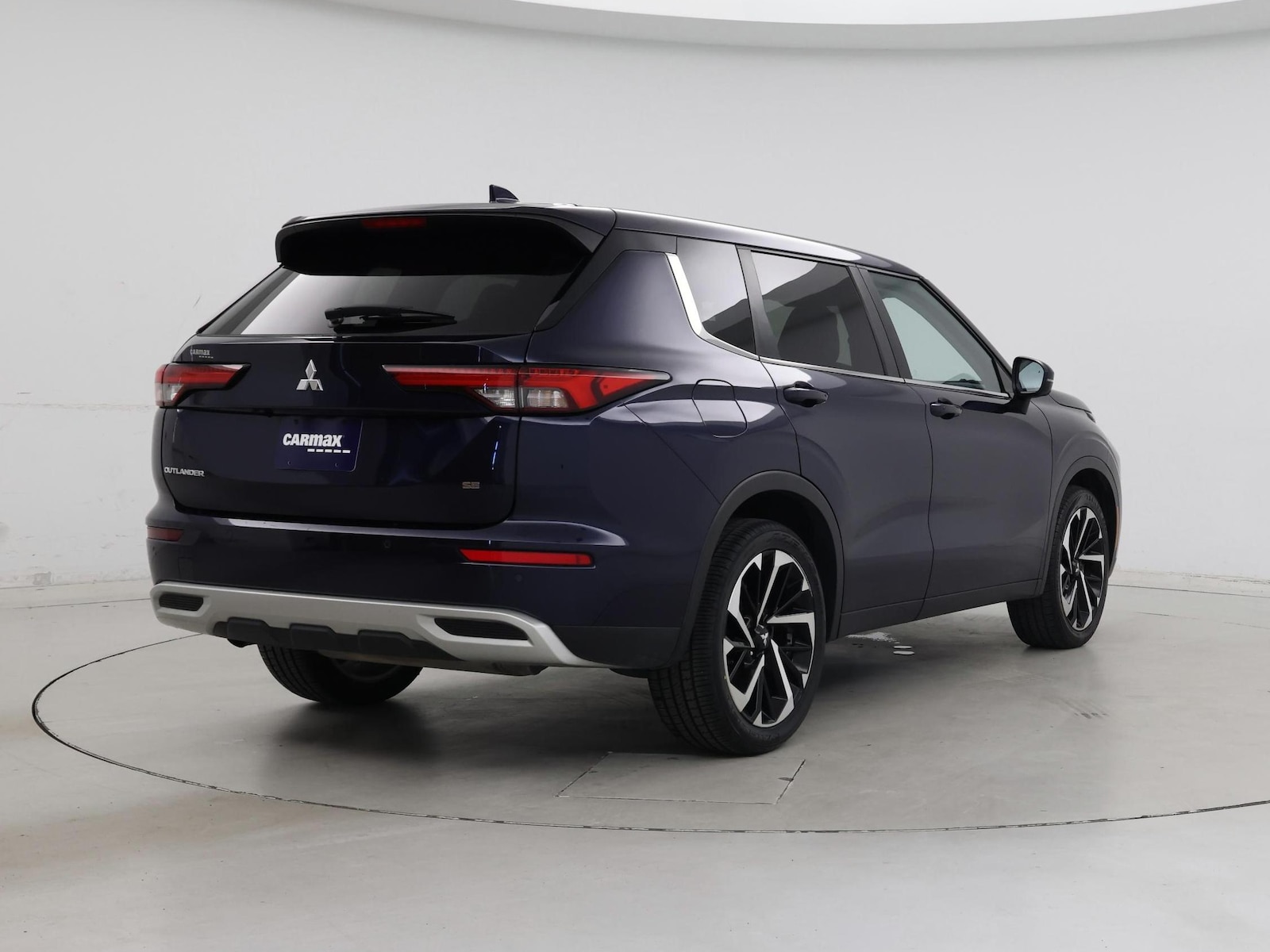 2024 Mitsubishi Outlander SE - Photo 9