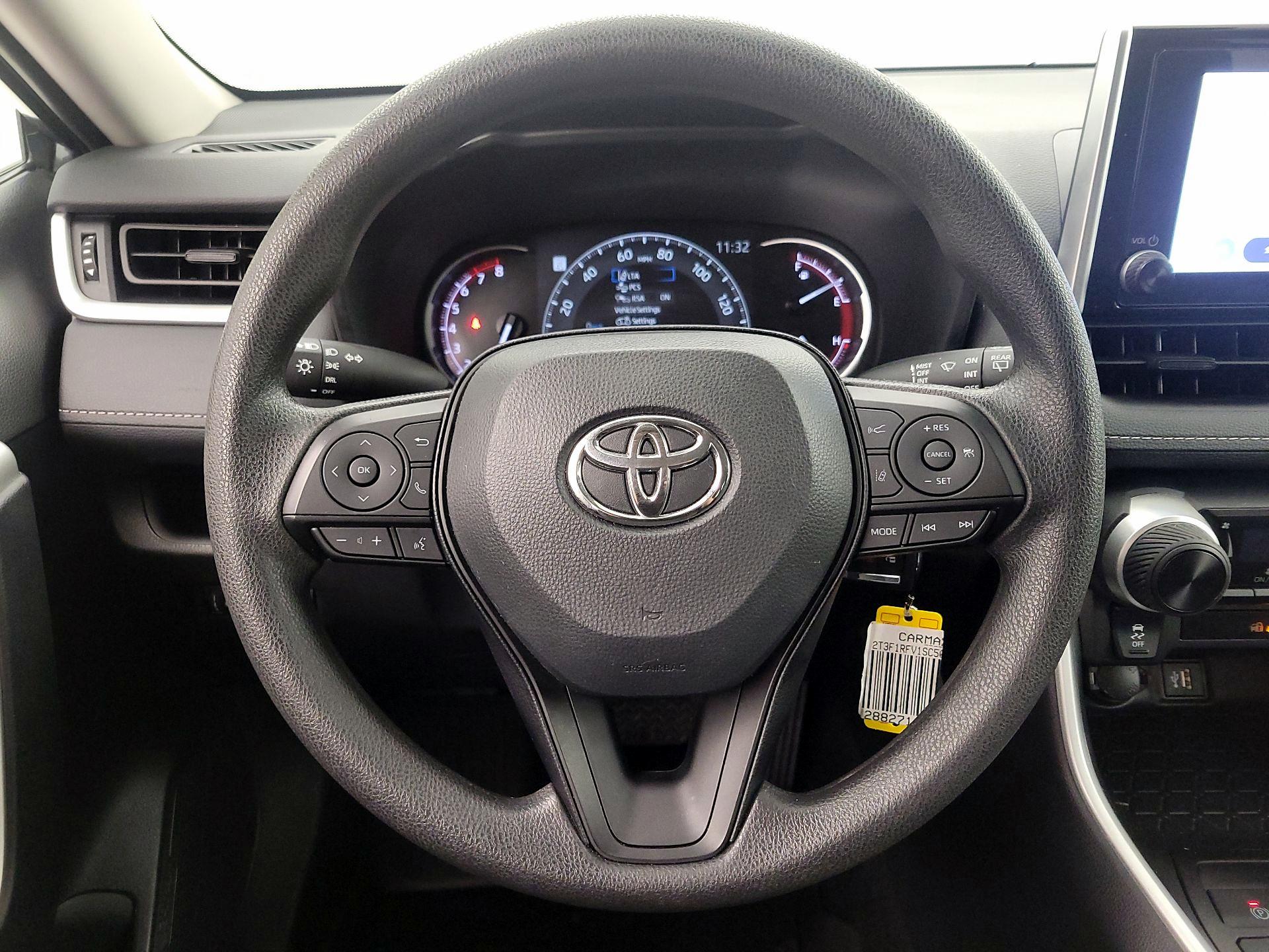 Thumbnail: 2025 Toyota RAV4 - 10