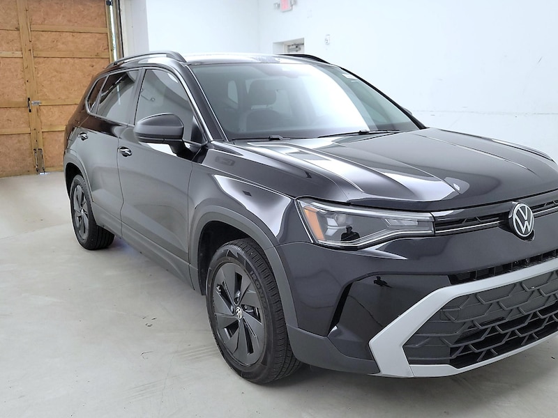 2025 Volkswagen Taos S