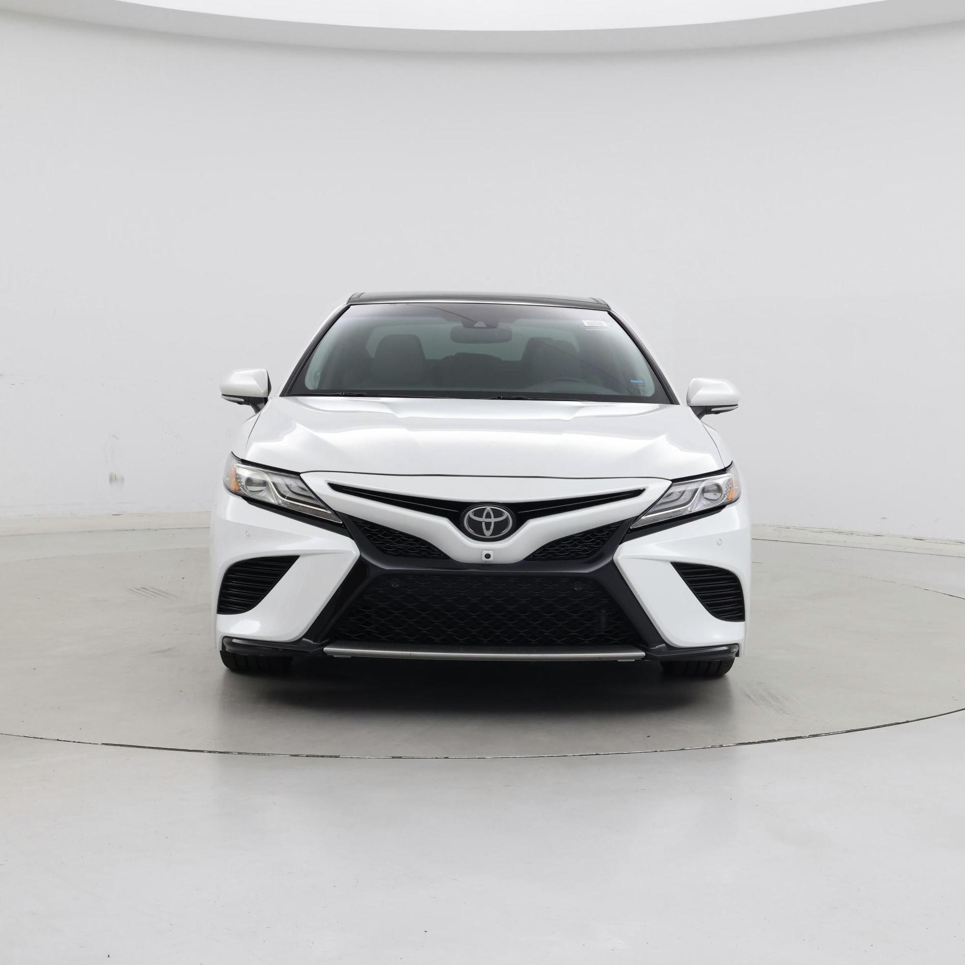 Thumbnail: 2018 Toyota Camry - 5