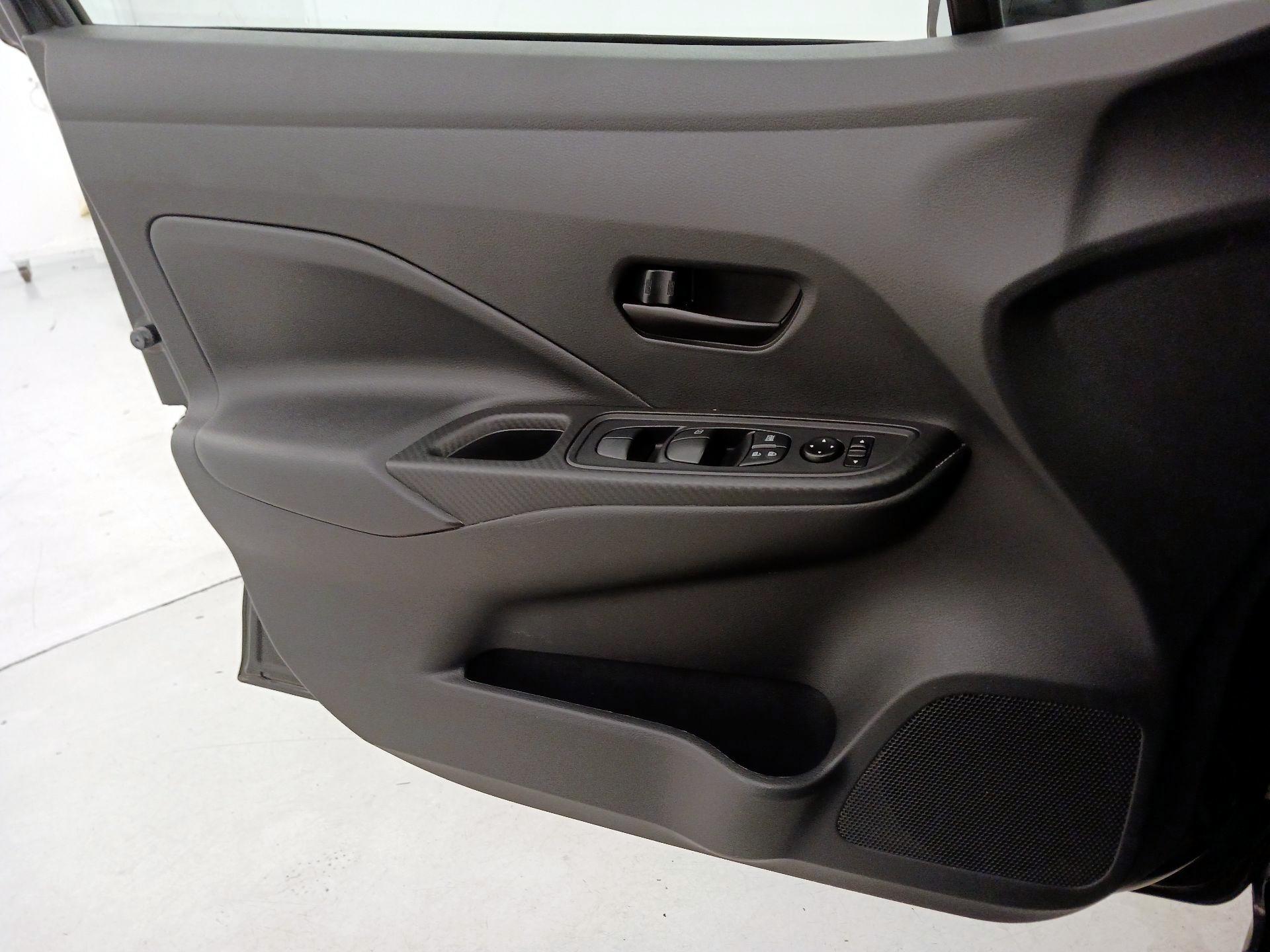 Thumbnail: 2021 Nissan Versa - 12