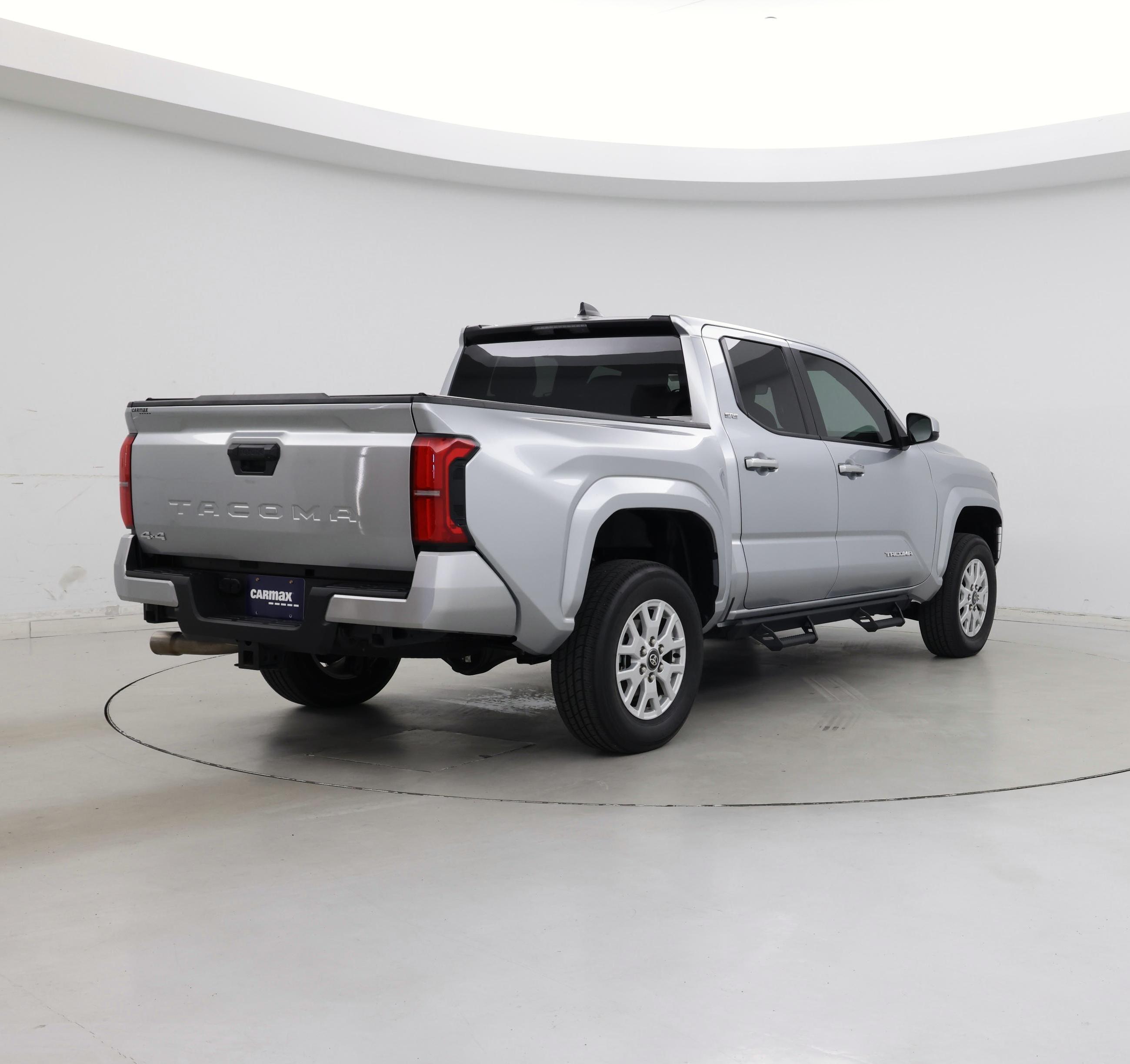 Thumbnail: 2024 Toyota Tacoma - 8