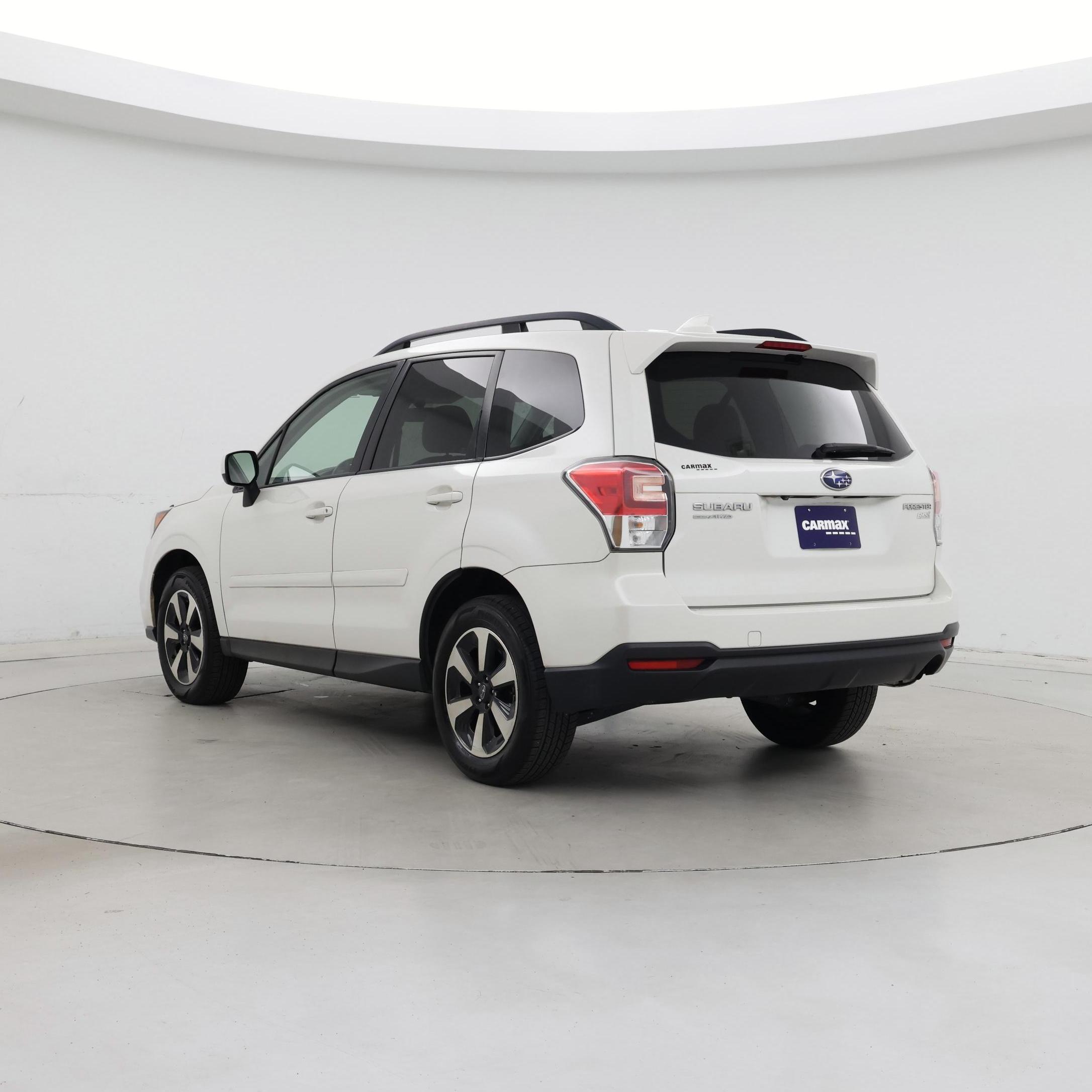 Thumbnail: 2017 Subaru Forester - 2