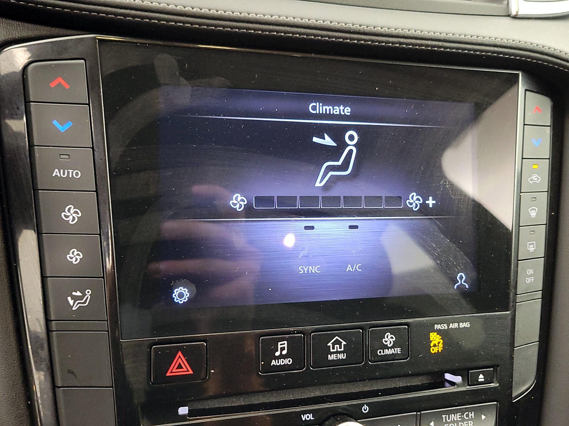 Thumbnail: 2021 INFINITI QX50 - 16