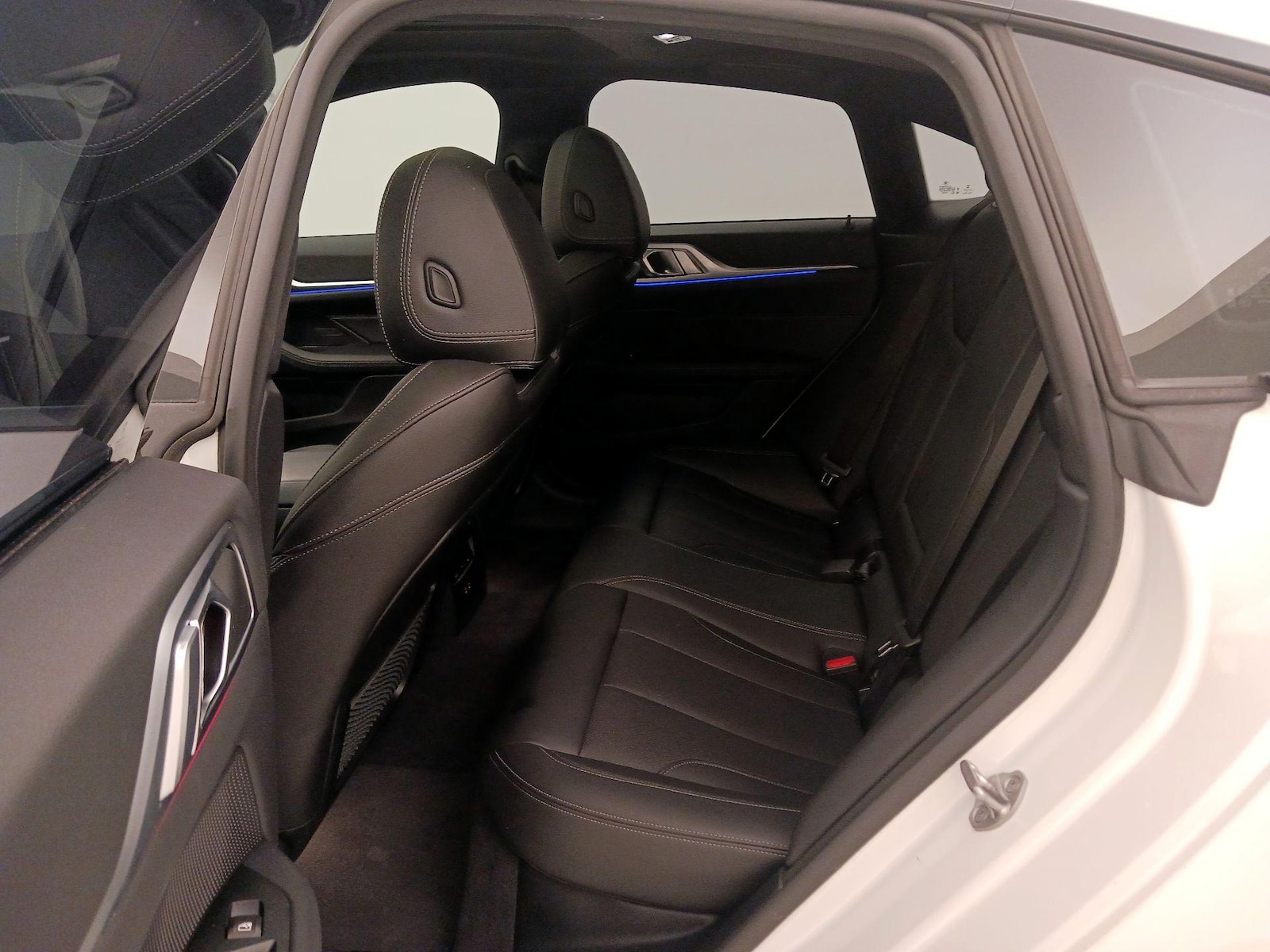 2022 BMW 4 Series 430i - Photo 22