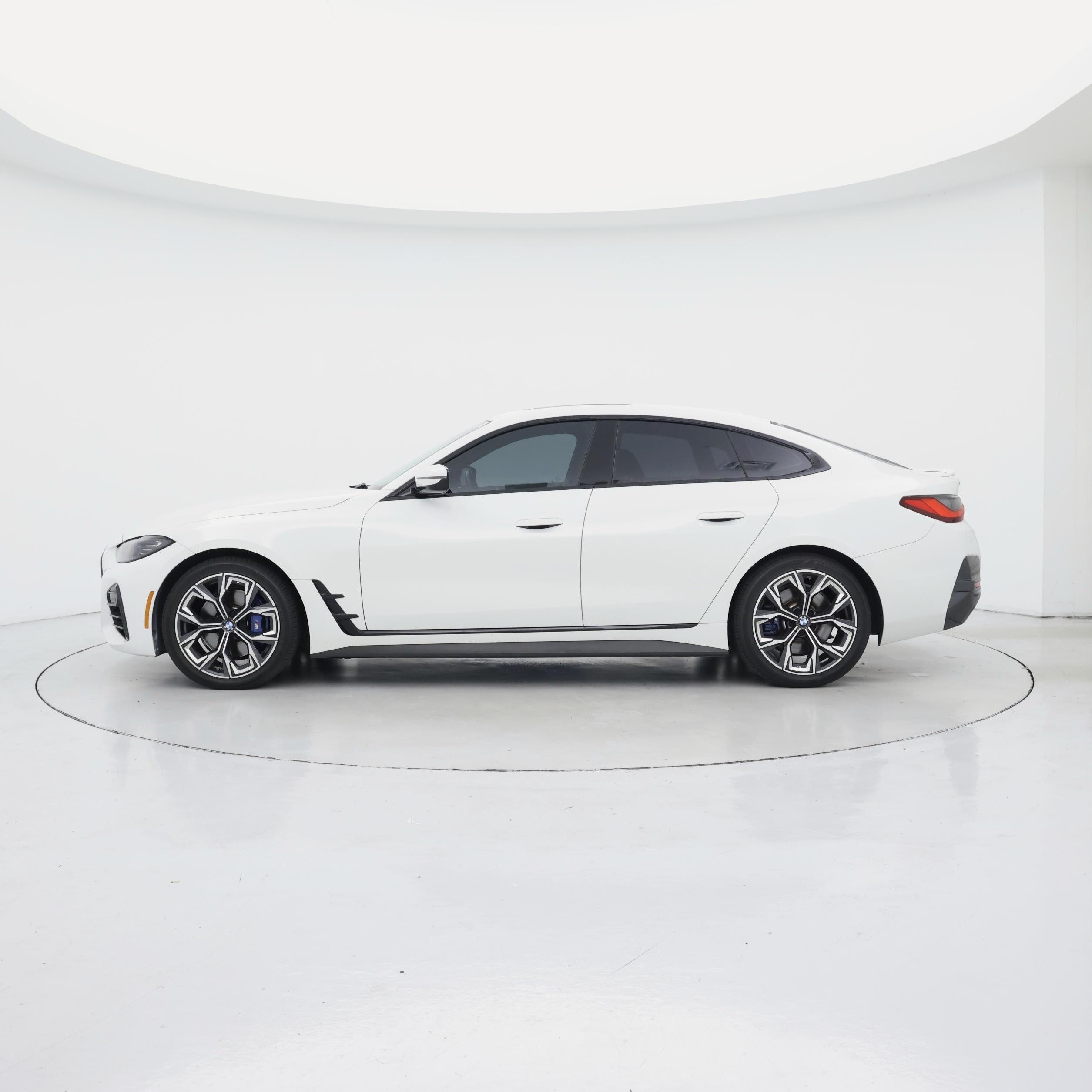 Thumbnail: 2022 BMW 4 Series - 3