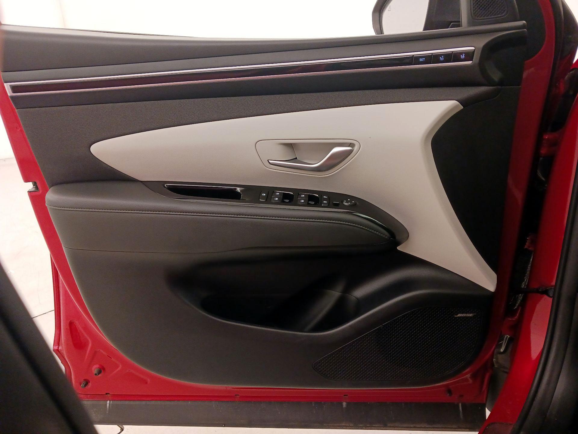 Thumbnail: 2023 Hyundai Tucson - 12