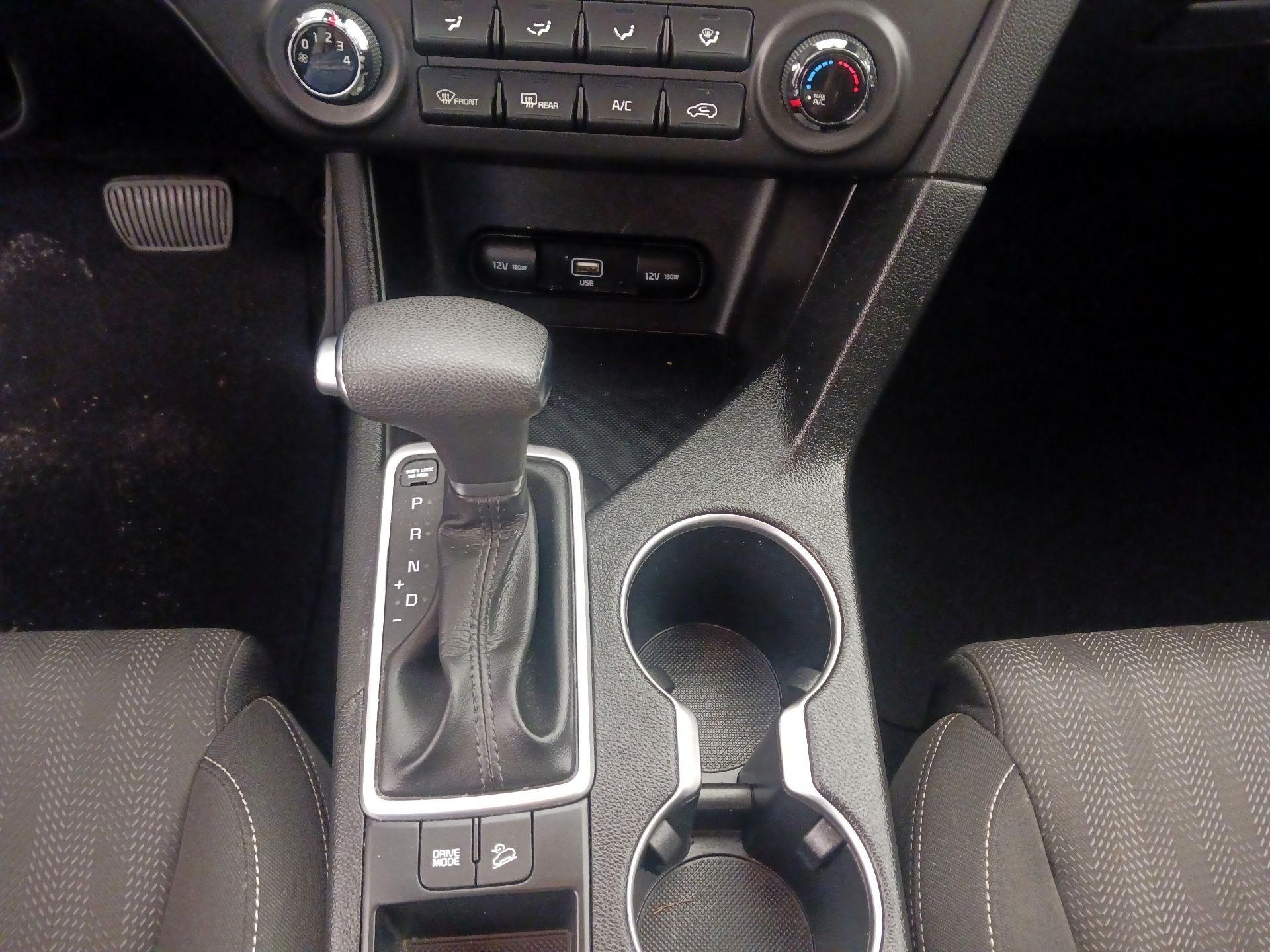 Thumbnail: 2020 Kia Sportage - 17