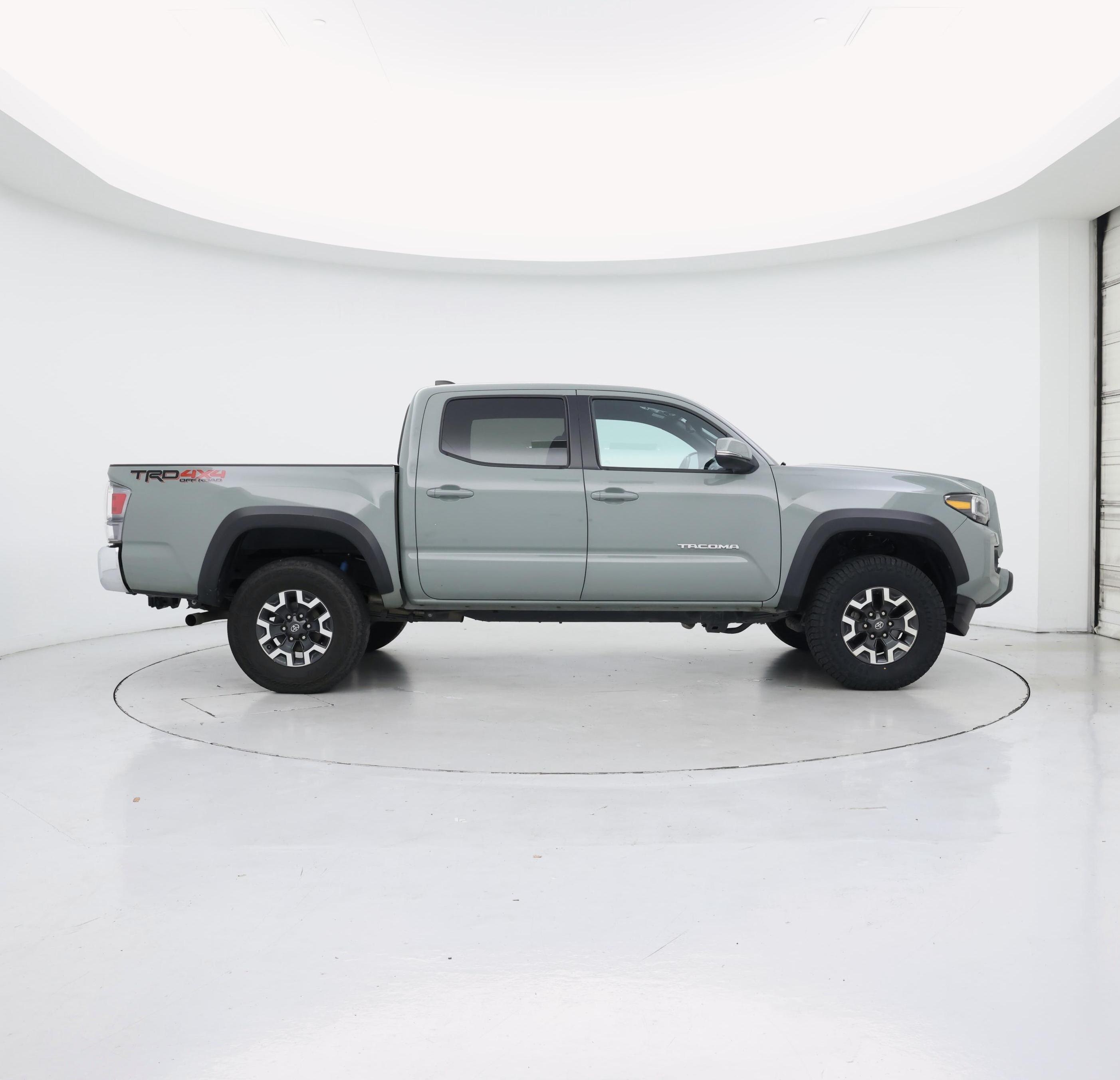 Thumbnail: 2023 Toyota Tacoma - 7