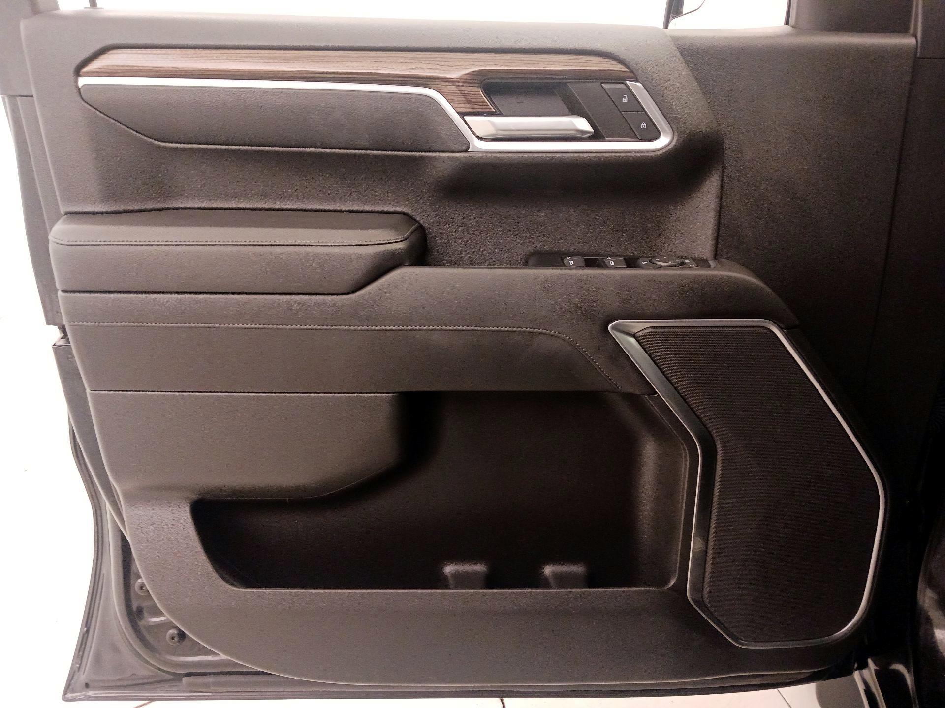 Thumbnail: 2022 Chevrolet Silverado 1500 - 12