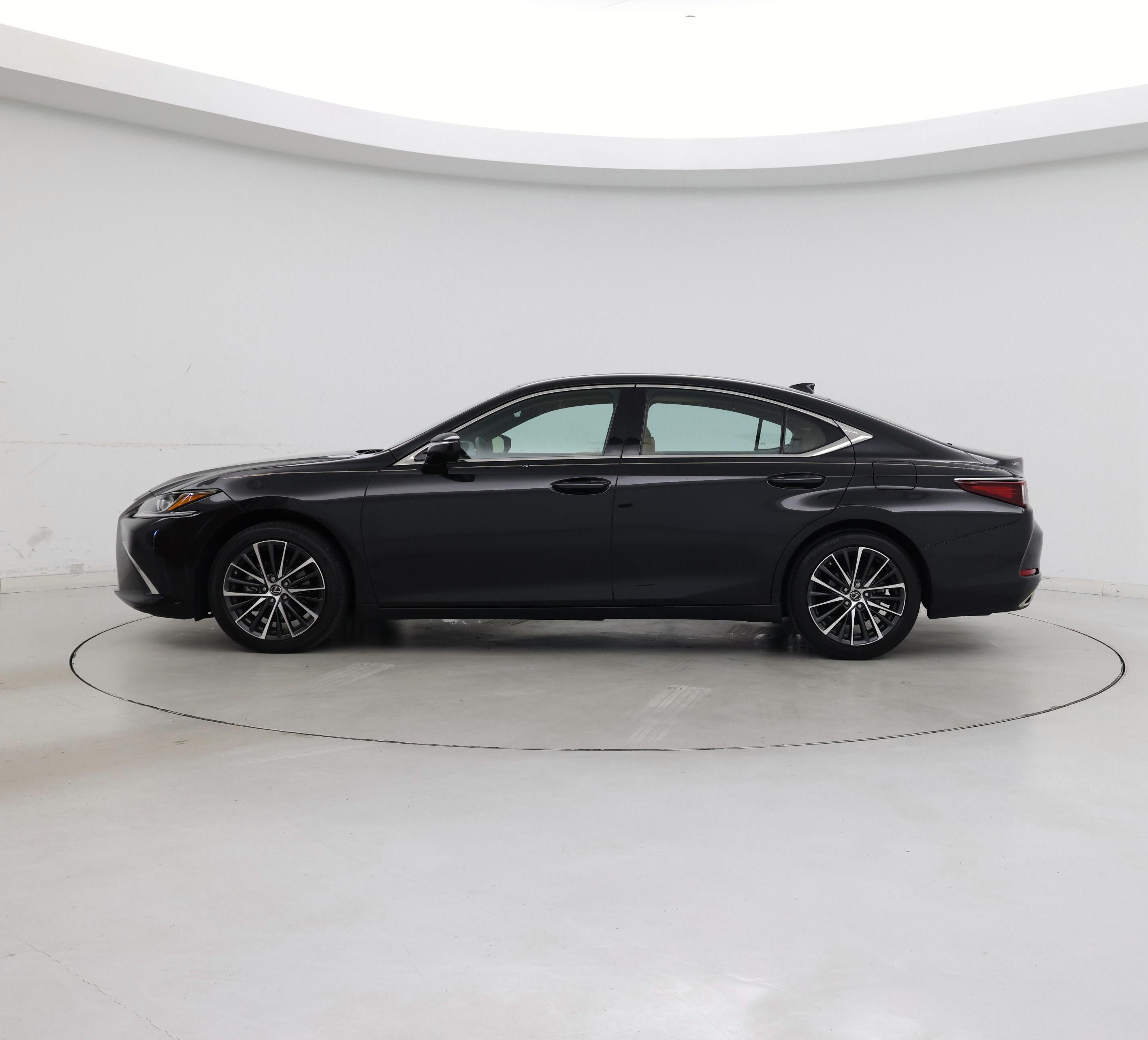 Thumbnail: 2023 Lexus ES - 3