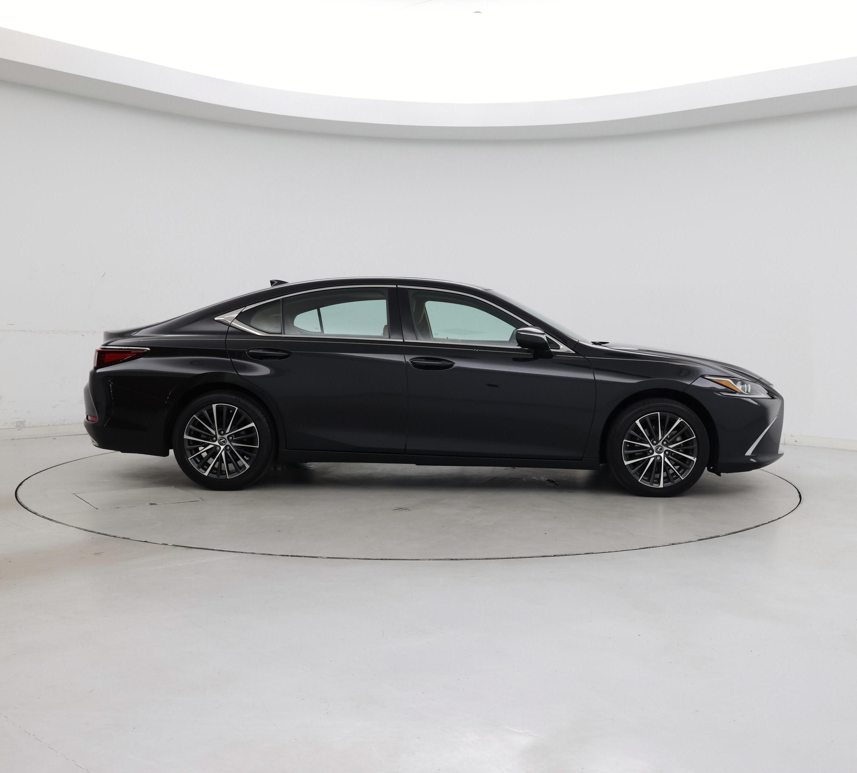 Thumbnail: 2023 Lexus ES - 7