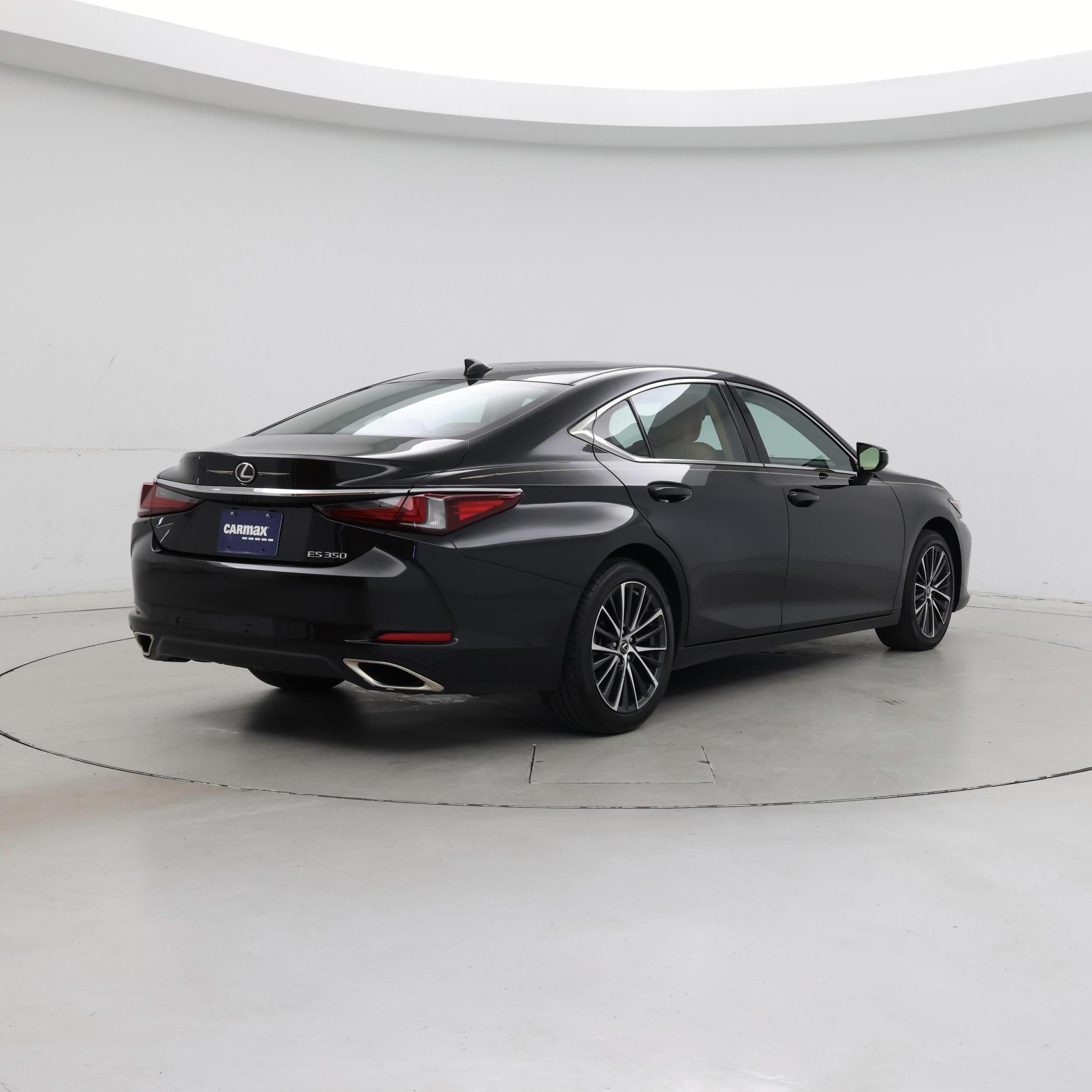 Thumbnail: 2023 Lexus ES - 8