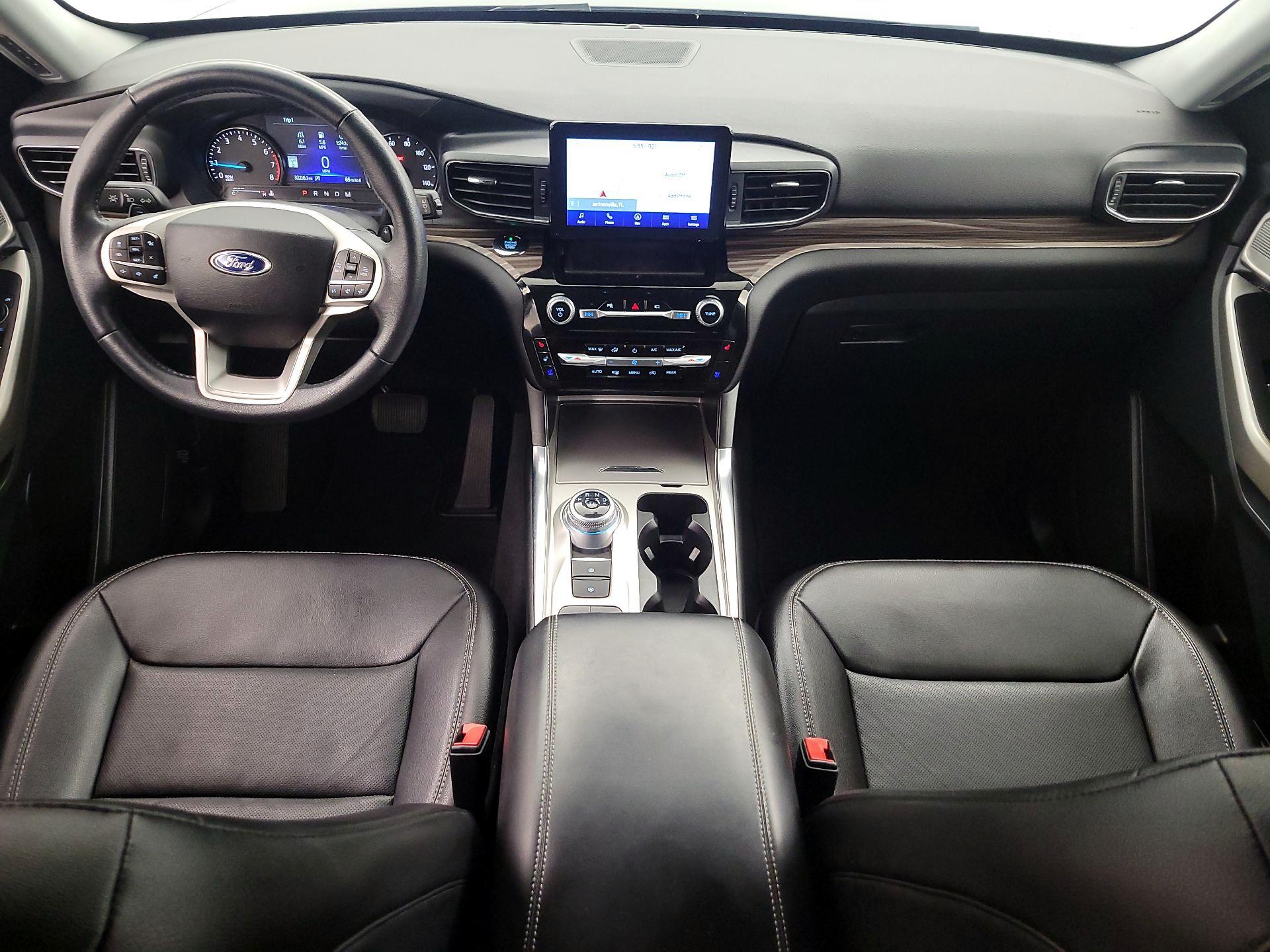 Thumbnail: 2021 Ford Explorer - 9