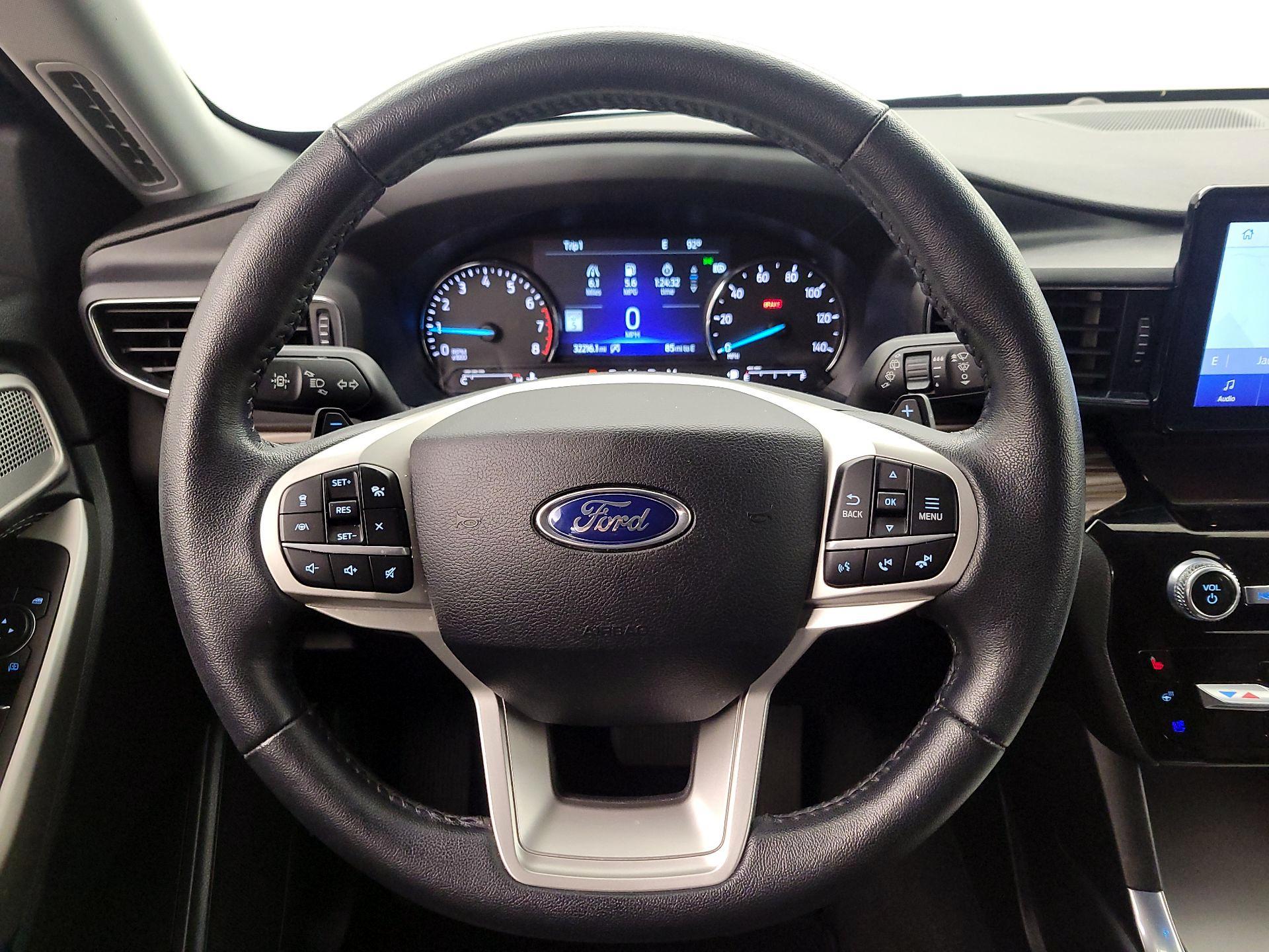Thumbnail: 2021 Ford Explorer - 10