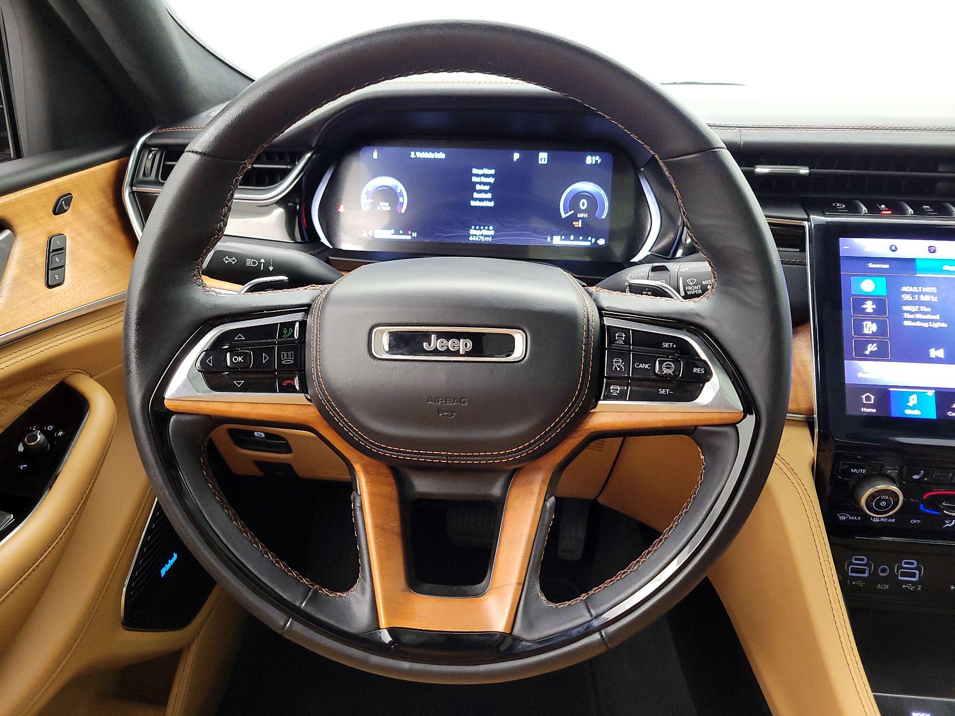 Thumbnail: 2023 Jeep Grand Cherokee - 10