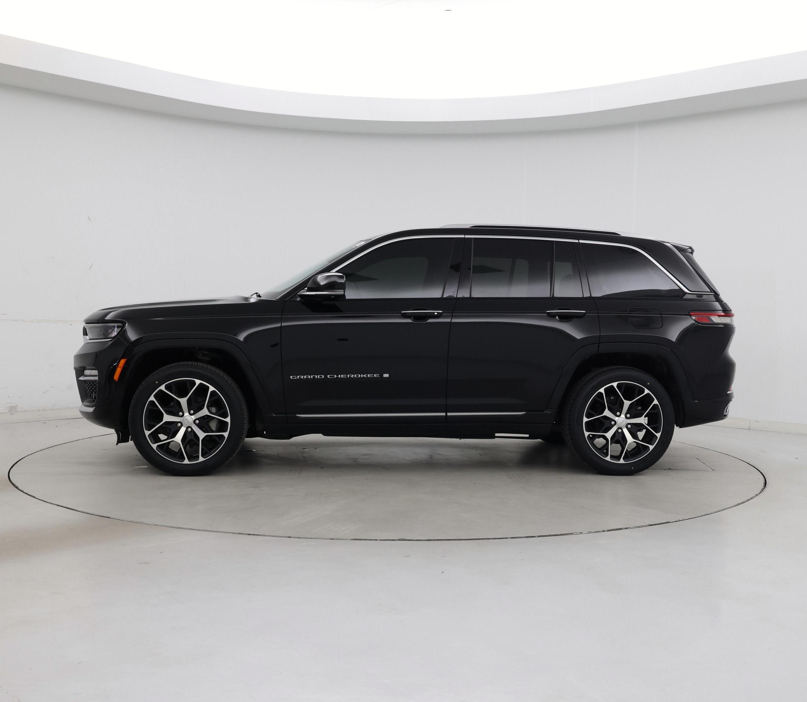 Thumbnail: 2023 Jeep Grand Cherokee - 3