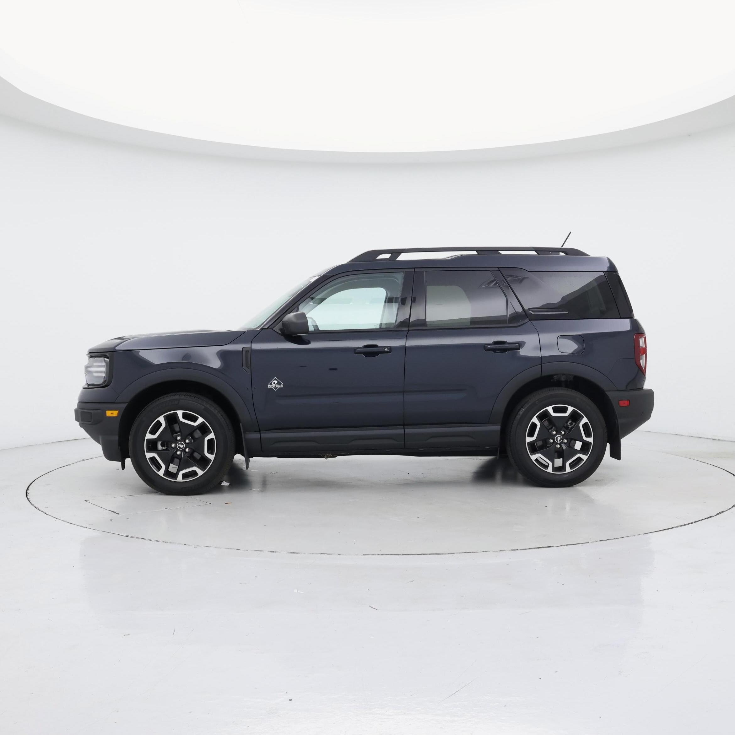 Thumbnail: 2023 Ford Bronco Sport - 3