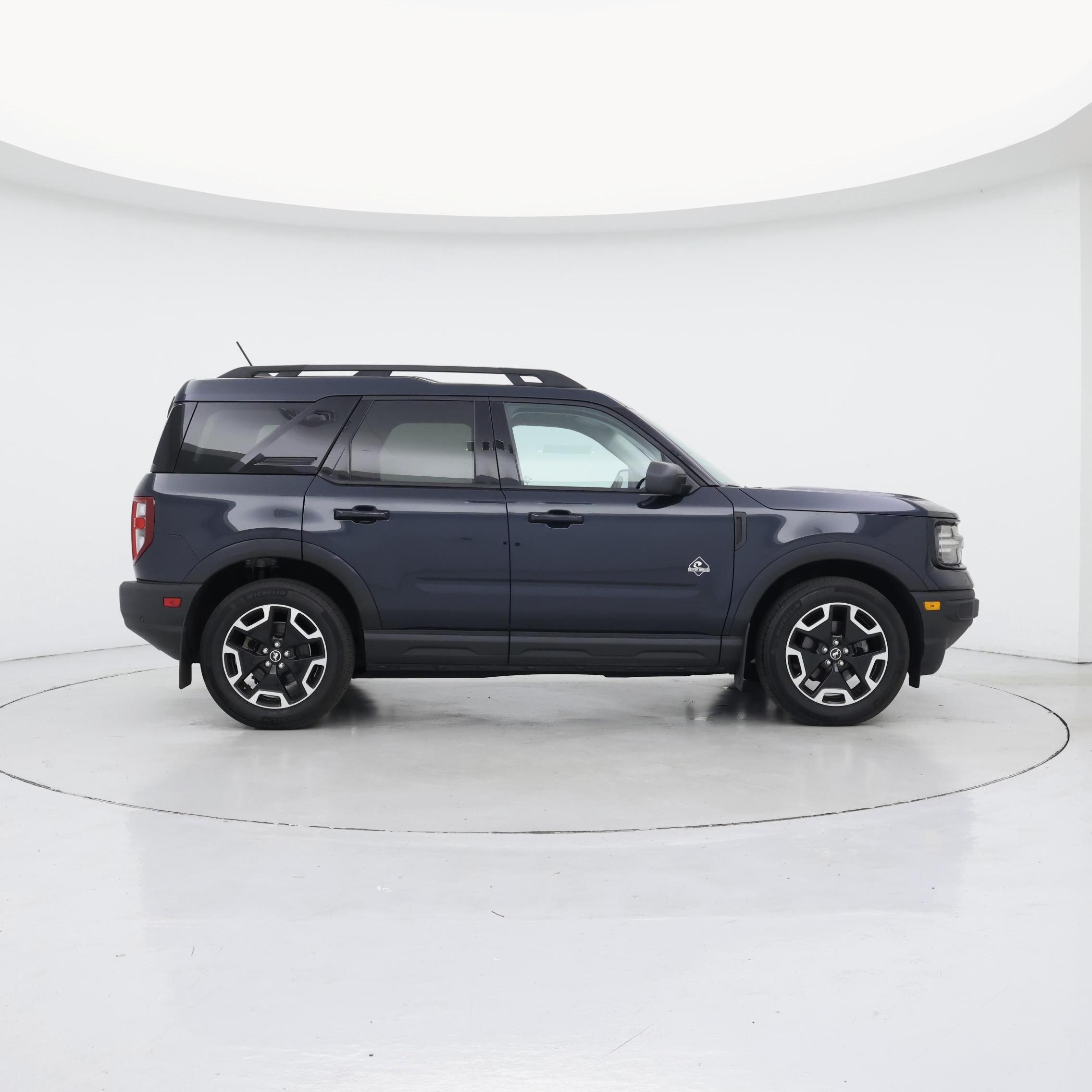 Thumbnail: 2023 Ford Bronco Sport - 7