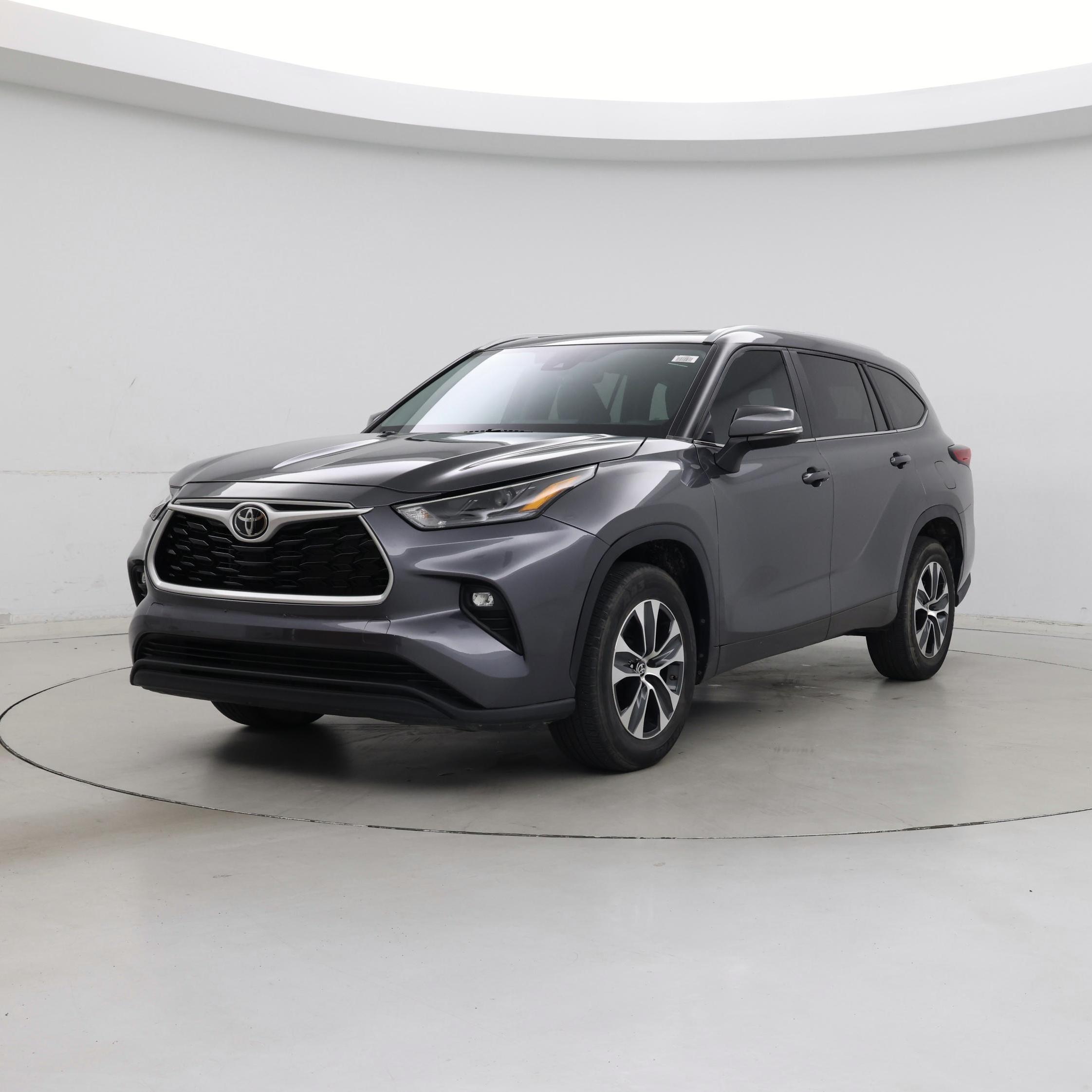 Thumbnail: 2023 Toyota Highlander - 4