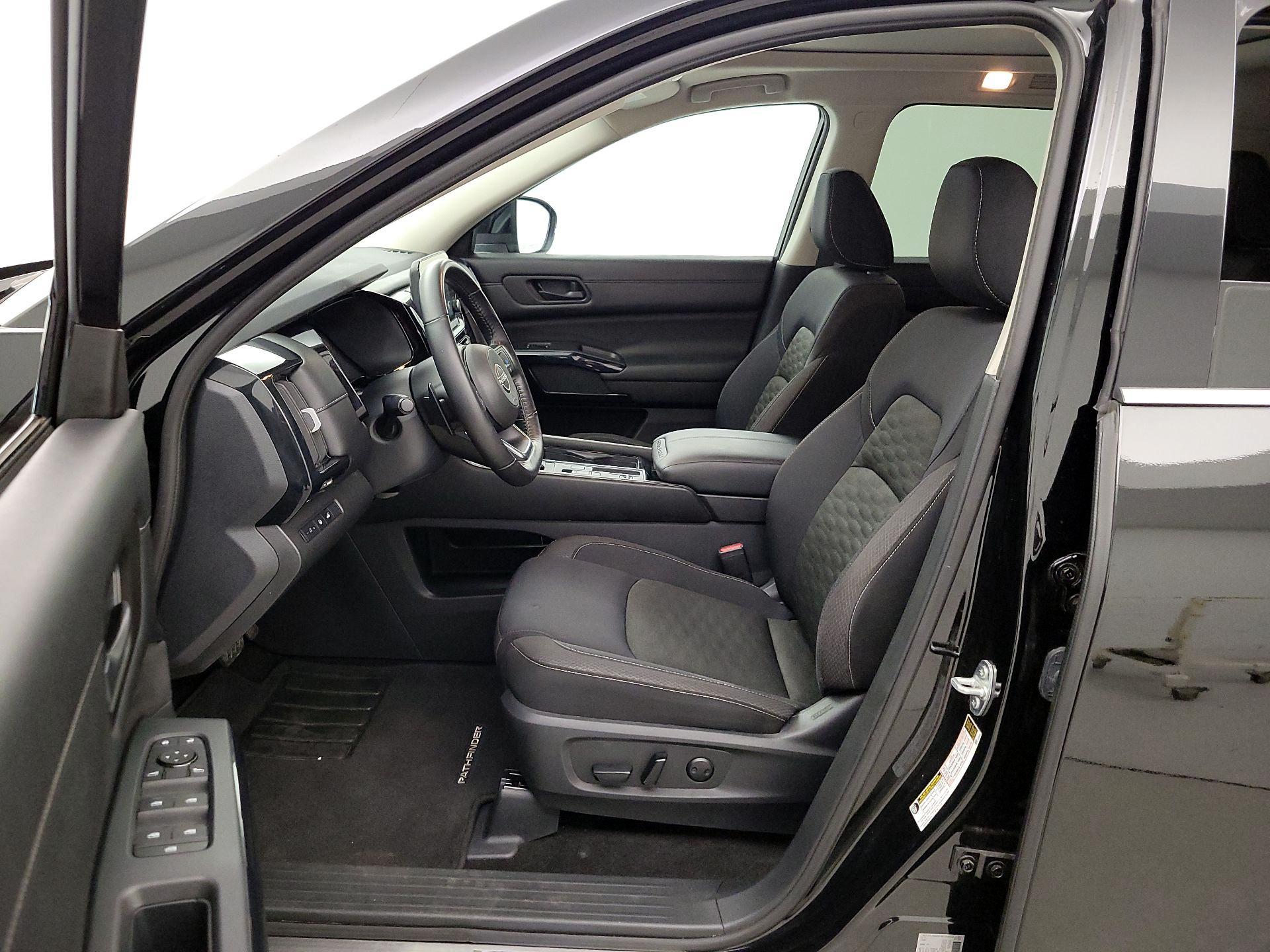 Thumbnail: 2024 Nissan Pathfinder - 11