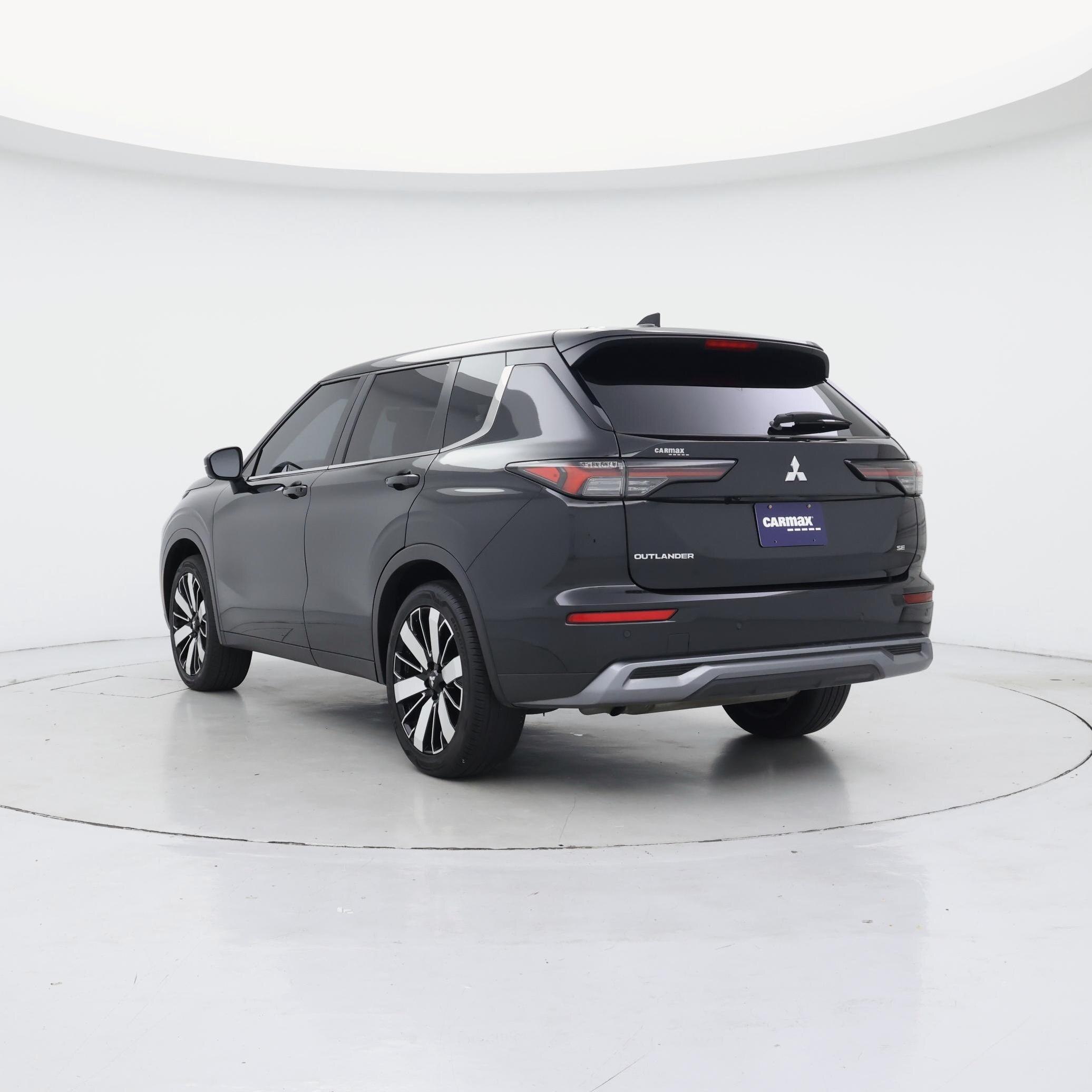 Thumbnail: 2025 Mitsubishi Outlander - 2