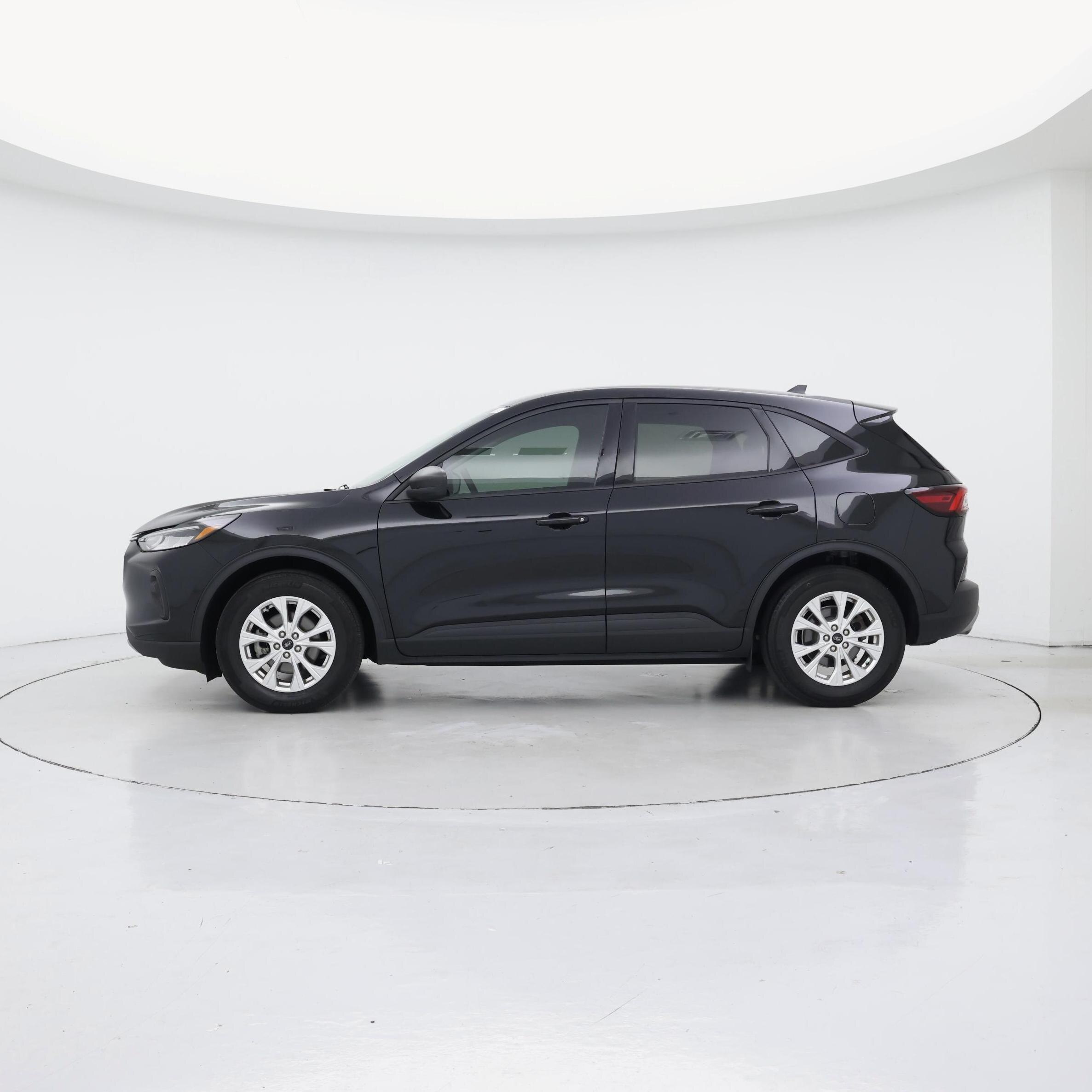 Thumbnail: 2025 Ford Escape - 3