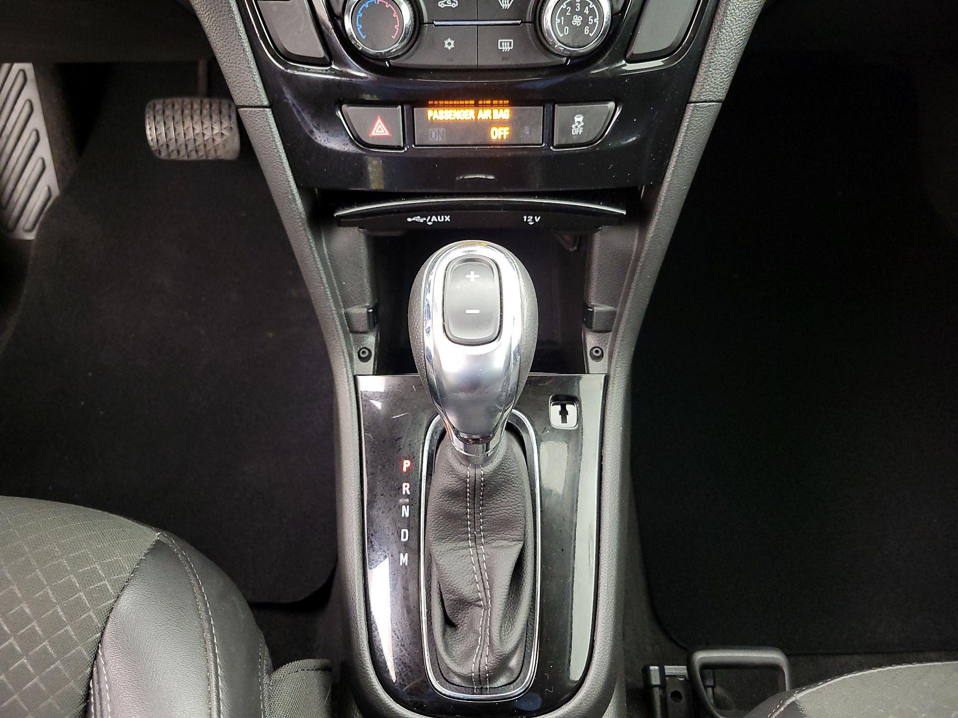 Thumbnail: 2019 Buick Encore - 17