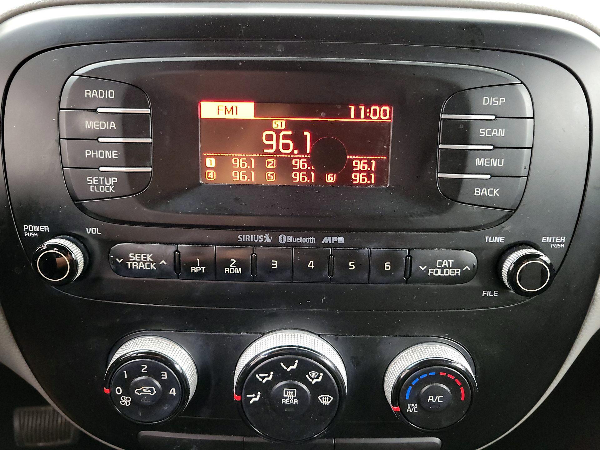 Thumbnail: 2016 Kia Soul - 14