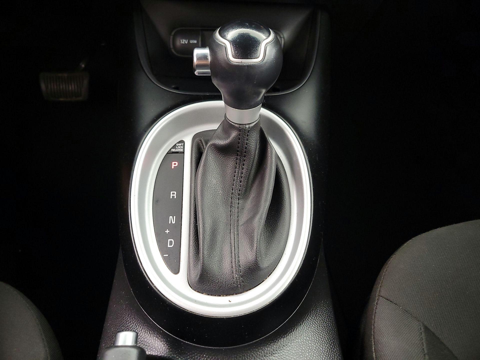 Thumbnail: 2016 Kia Soul - 16