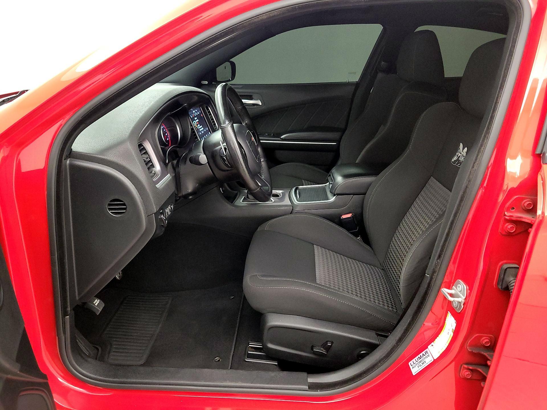 Thumbnail: 2019 Dodge Charger - 11
