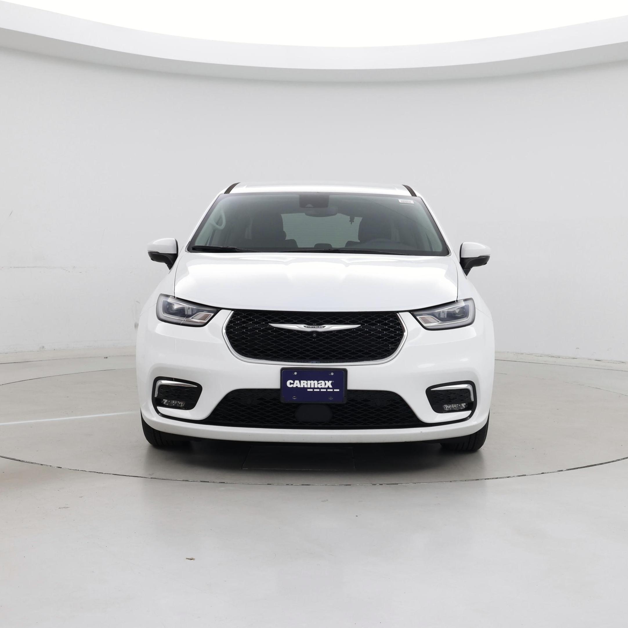 Thumbnail: 2023 Chrysler Pacifica - 5