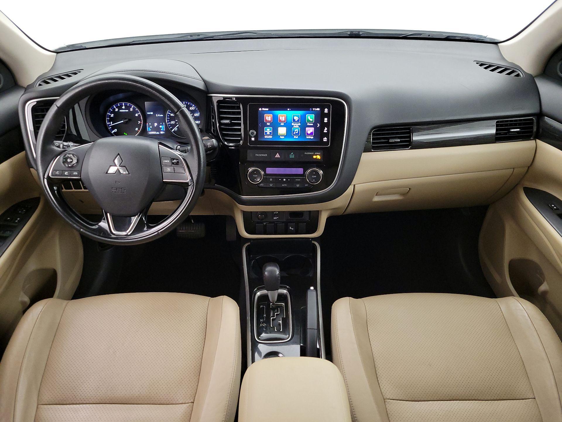 Thumbnail: 2018 Mitsubishi Outlander - 9