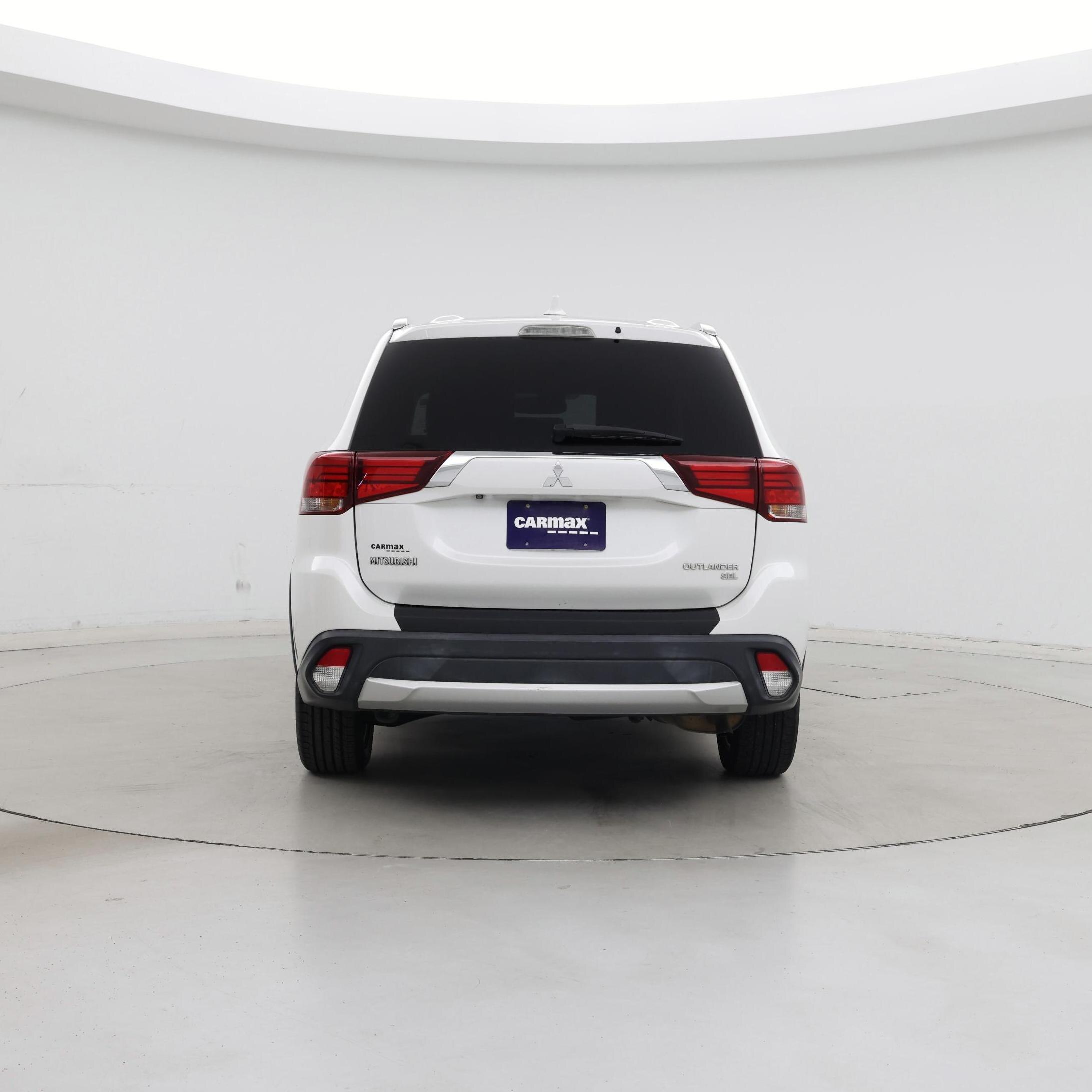 Thumbnail: 2018 Mitsubishi Outlander - 6
