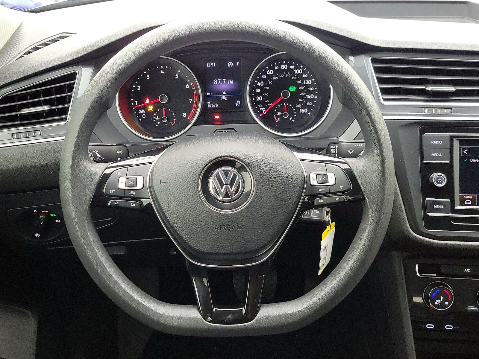 2020 Volkswagen Tiguan S - Photo 11