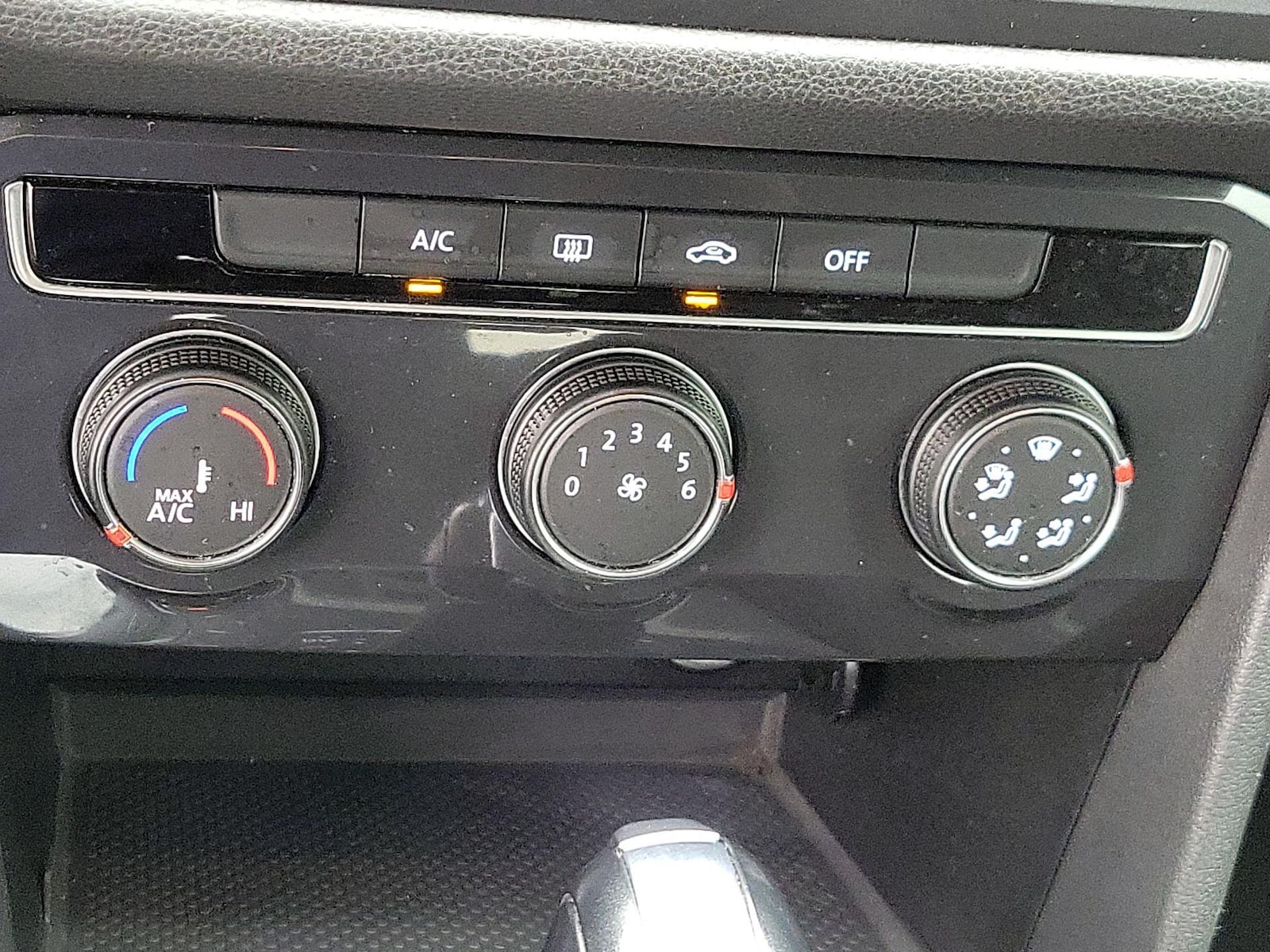 2020 Volkswagen Tiguan S - Photo 17