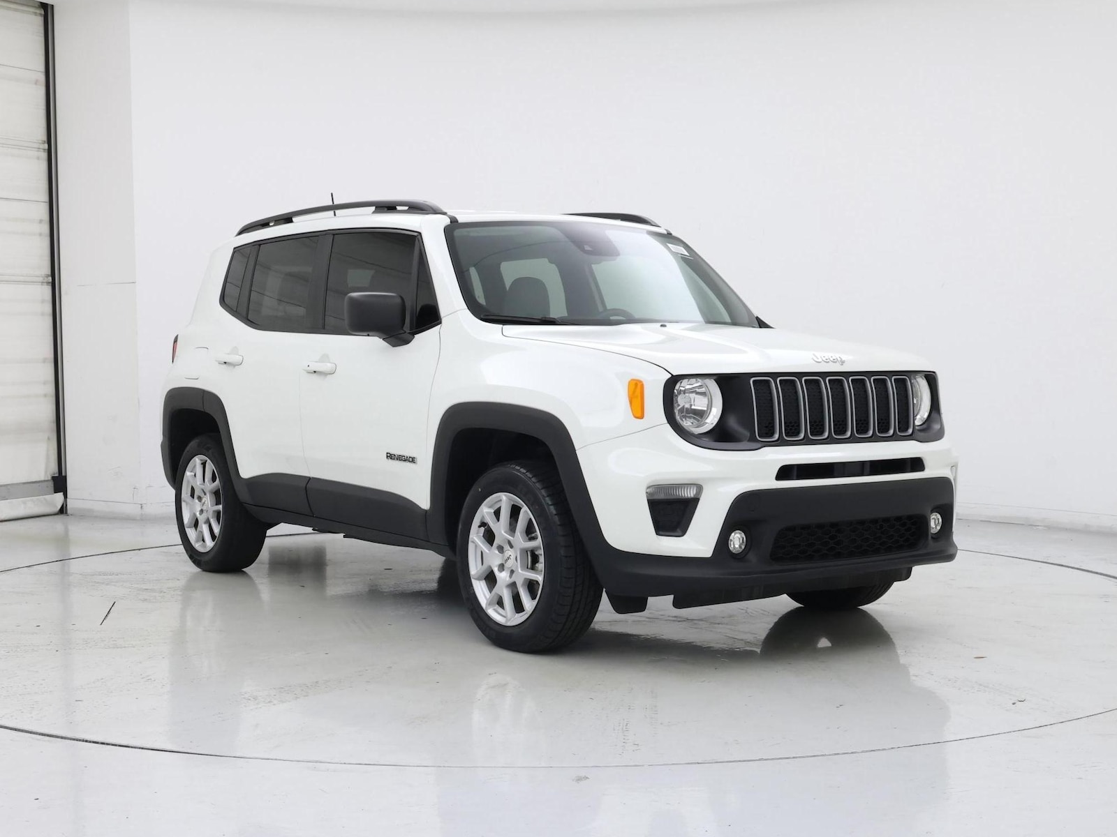 2022 Jeep Renegade Latitude - Photo 2