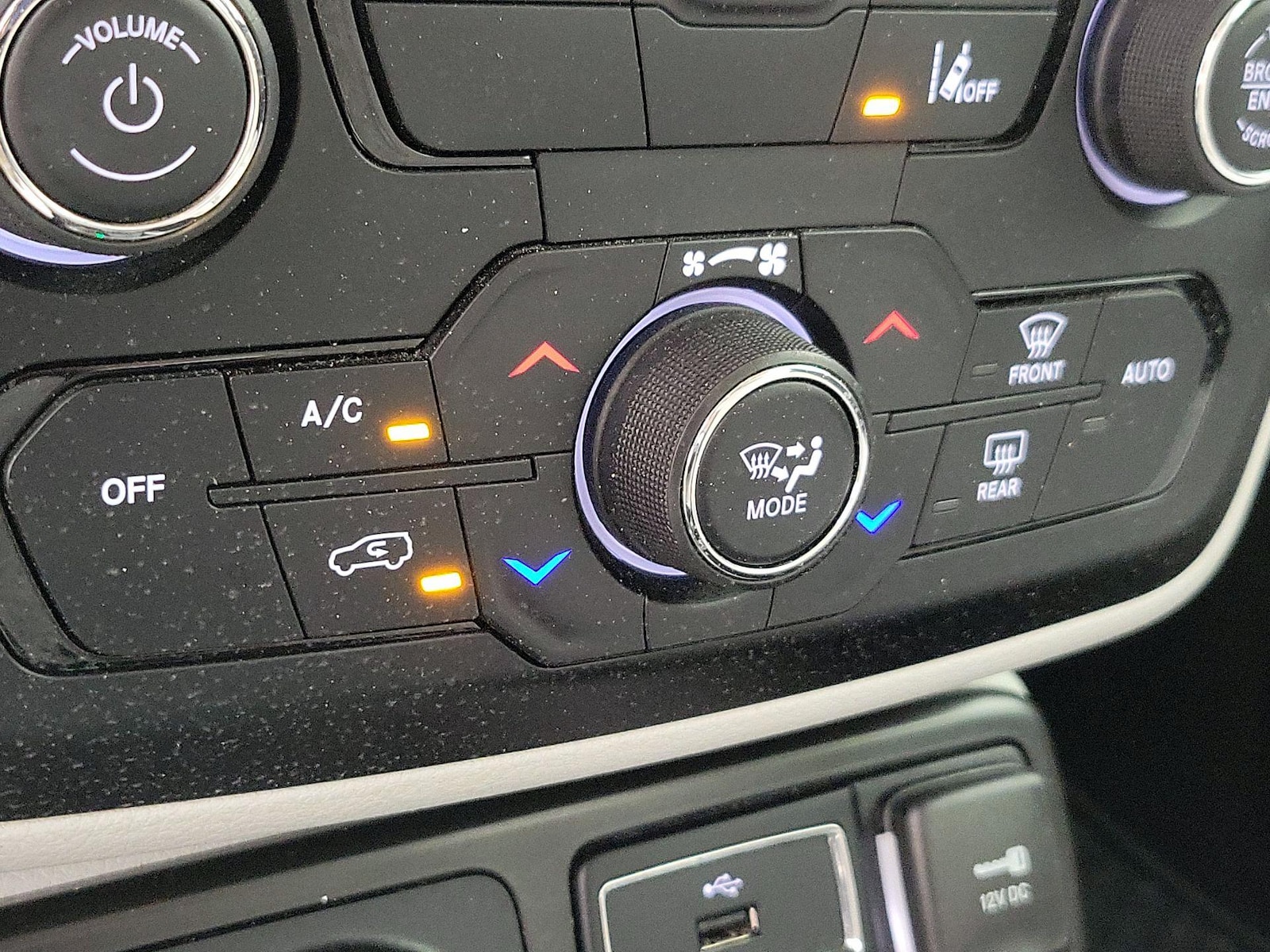 2022 Jeep Renegade Latitude - Photo 18