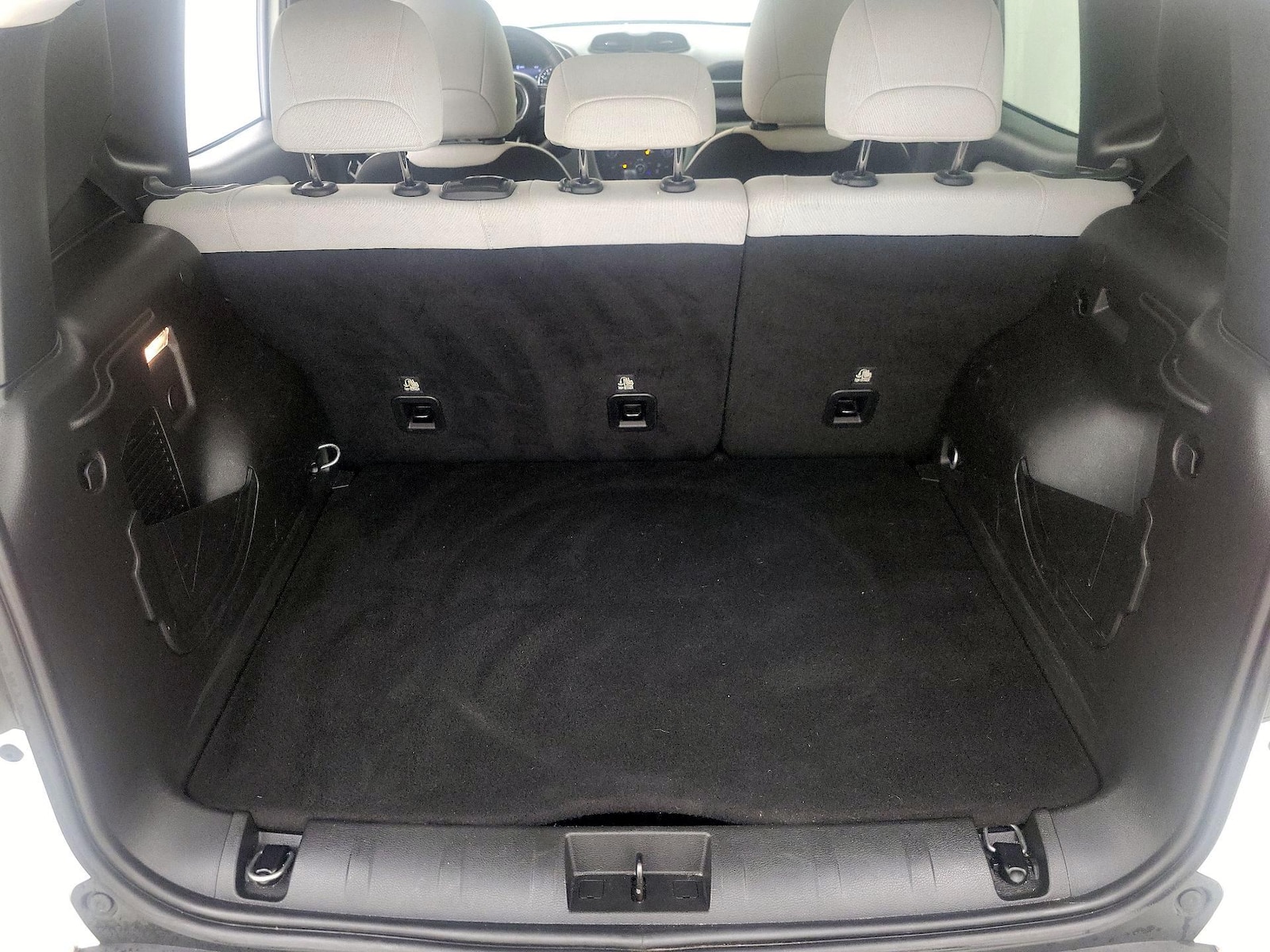 2022 Jeep Renegade Latitude - Photo 22
