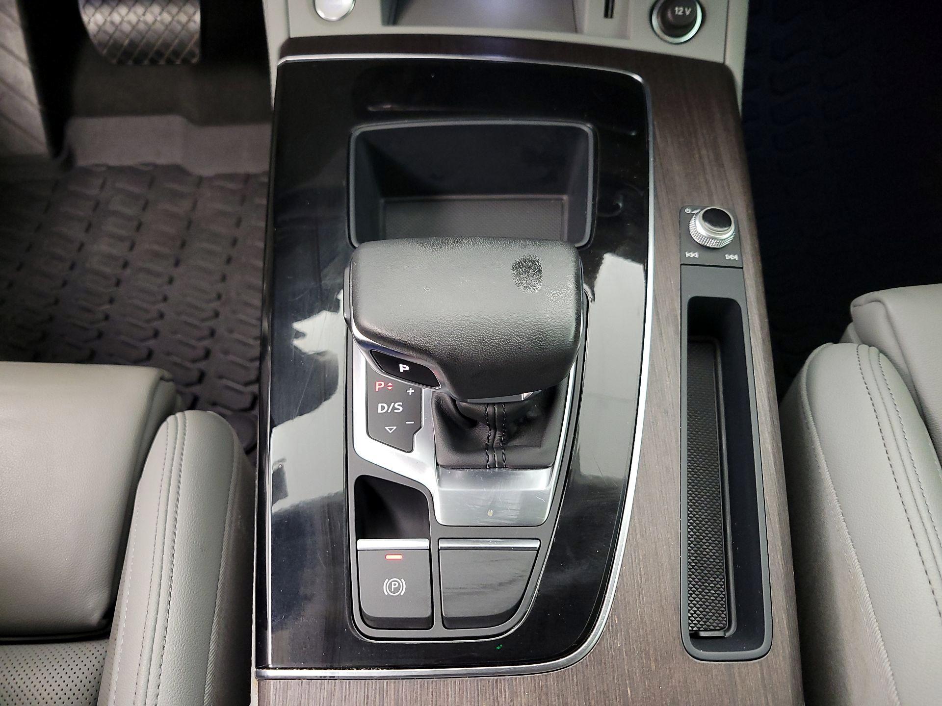 Thumbnail: 2024 Audi Q5 - 18