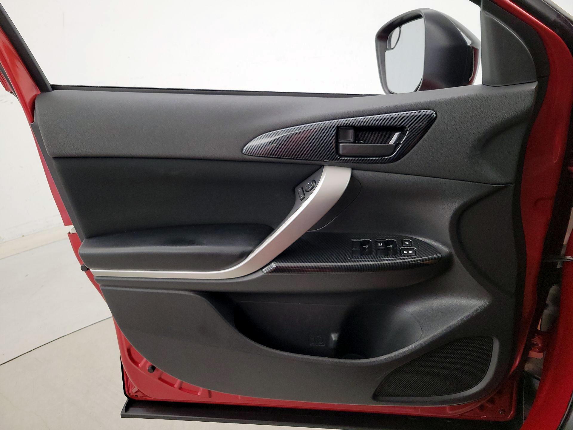 Thumbnail: 2023 Mitsubishi Eclipse Cross - 12