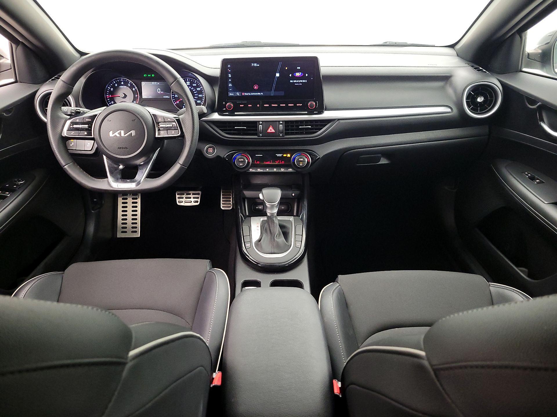 Thumbnail: 2024 Kia Forte - 9