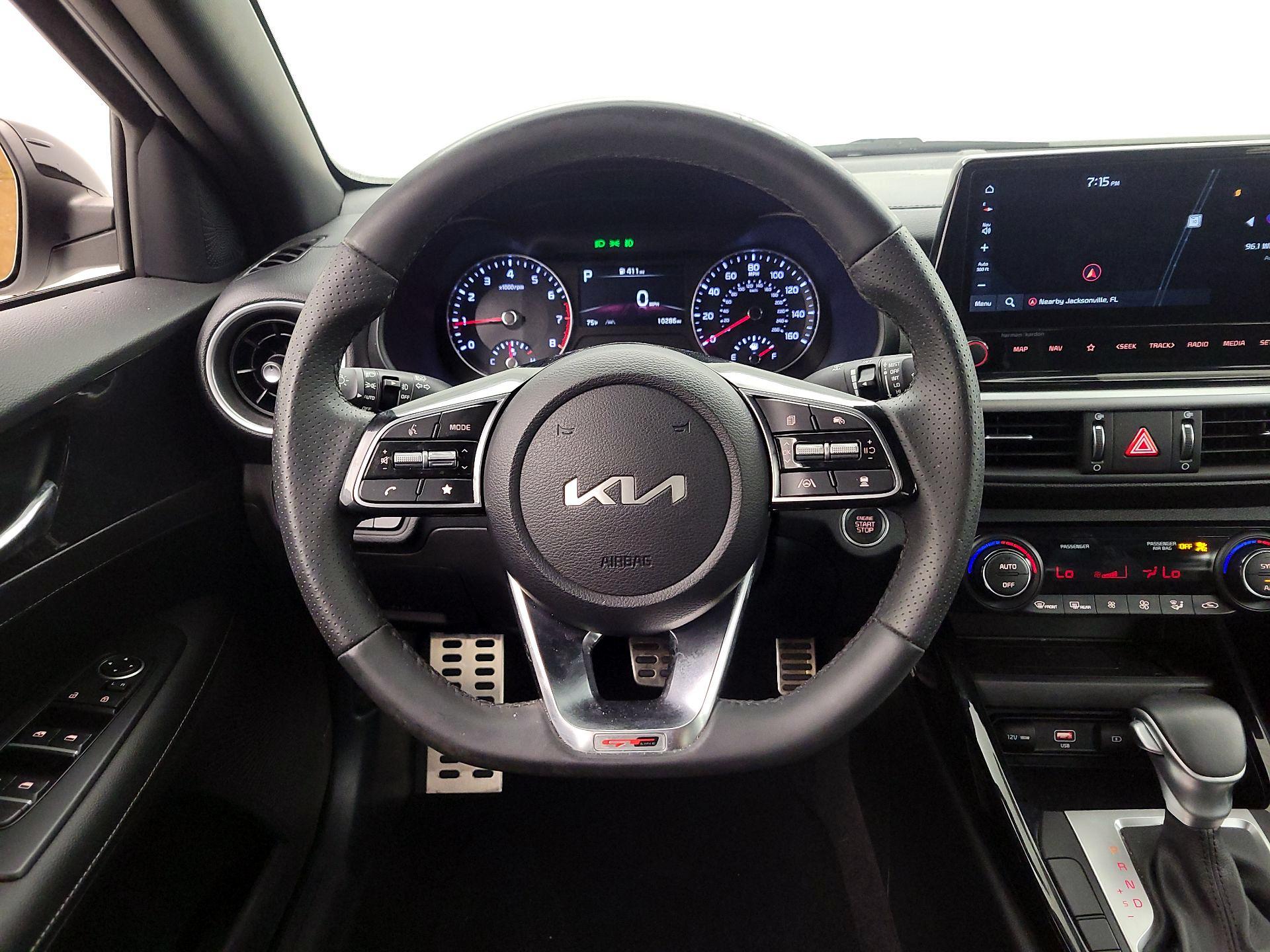 Thumbnail: 2024 Kia Forte - 10