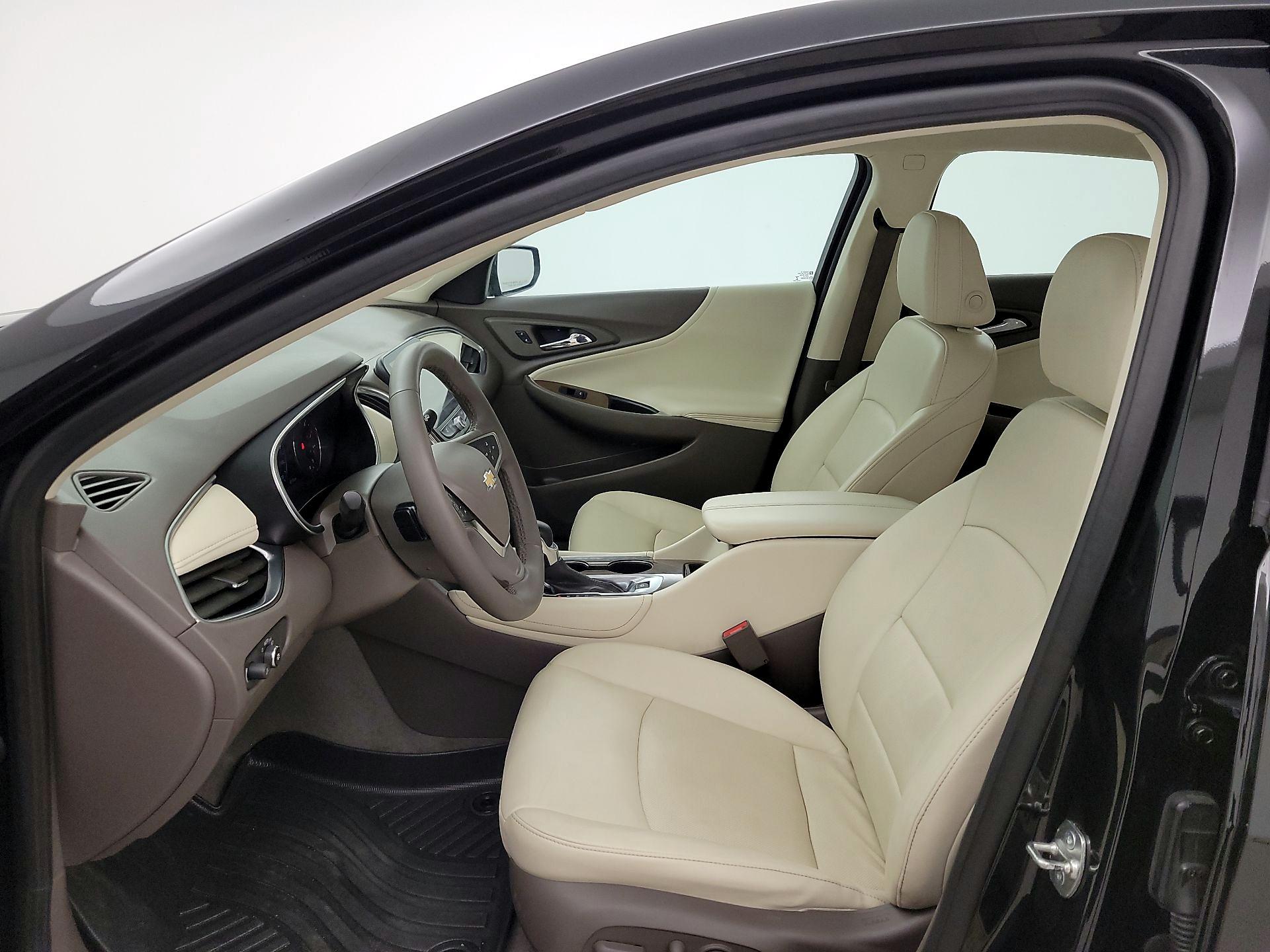 Thumbnail: 2024 Chevrolet Malibu - 11