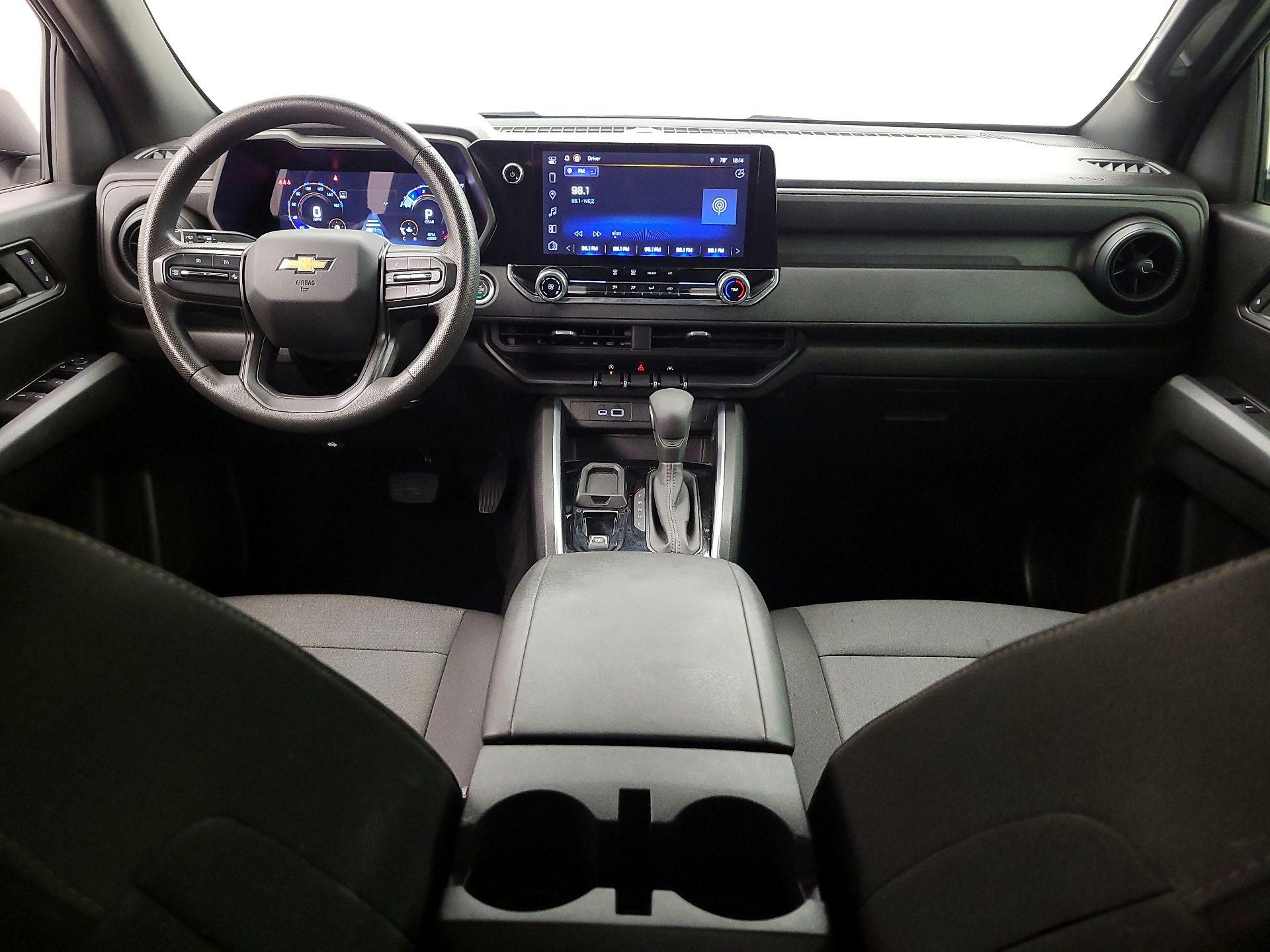Thumbnail: 2024 Chevrolet Colorado - 9