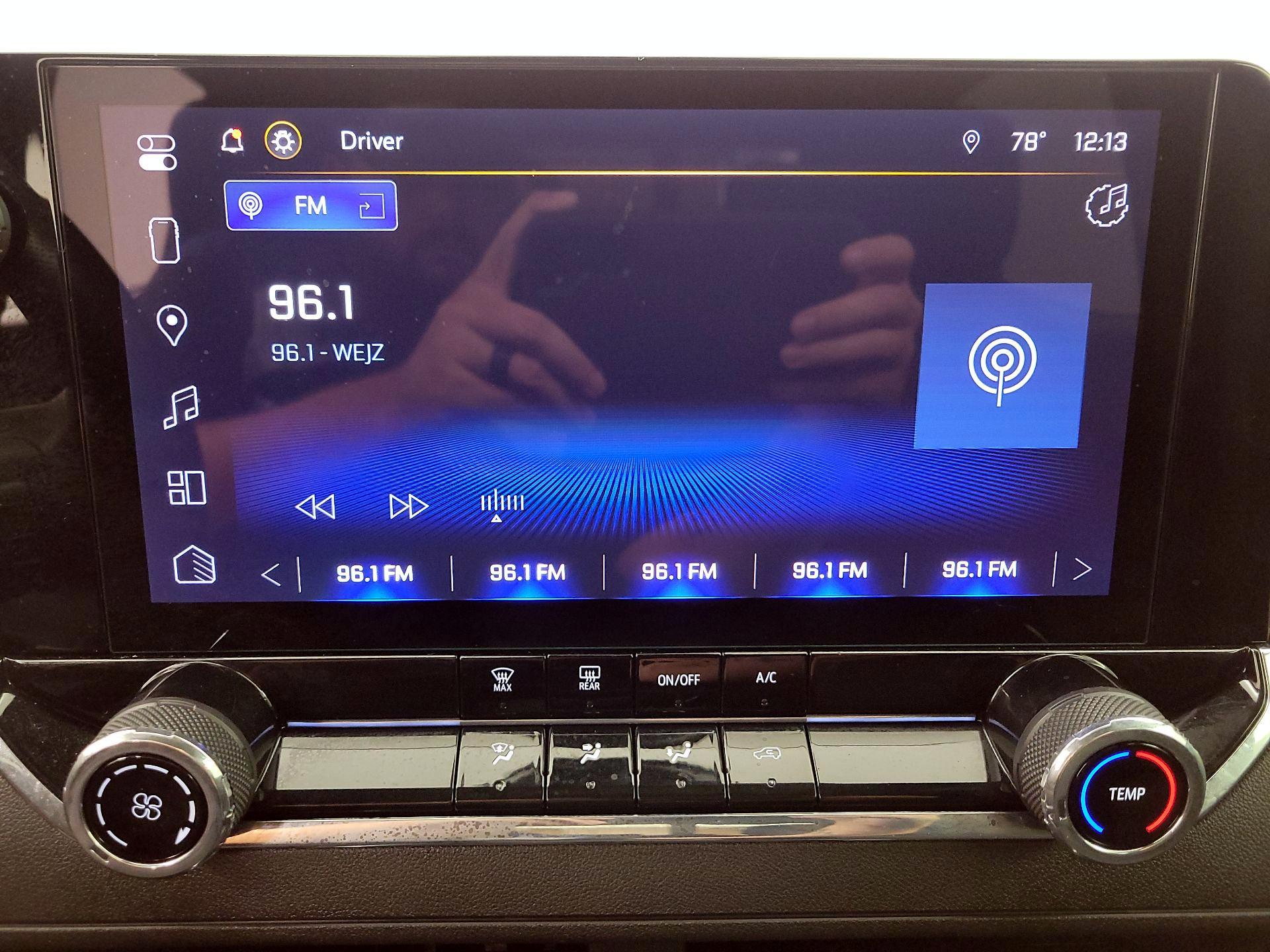 Thumbnail: 2024 Chevrolet Colorado - 14