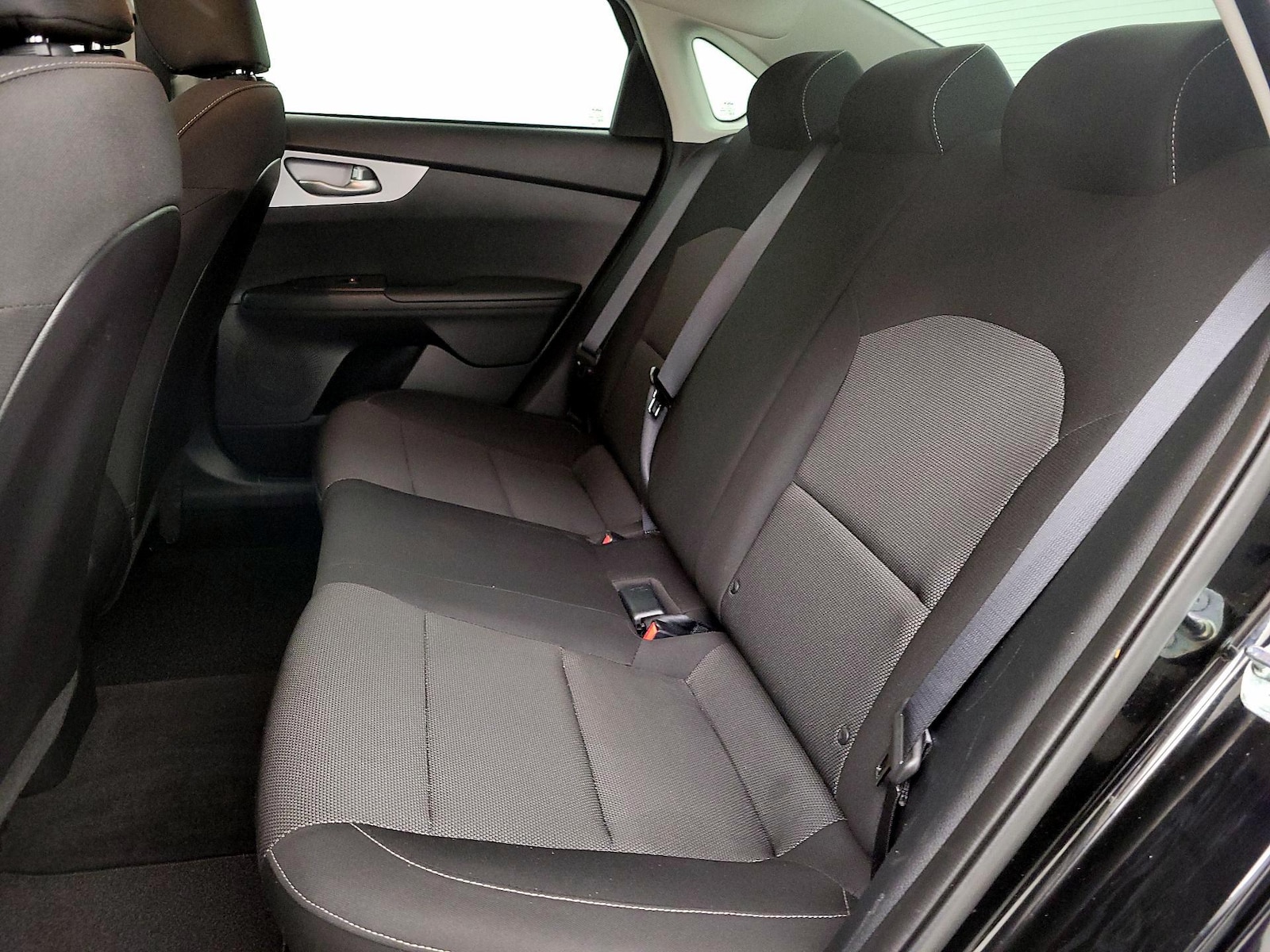 2024 Kia Forte LXS - Photo 20