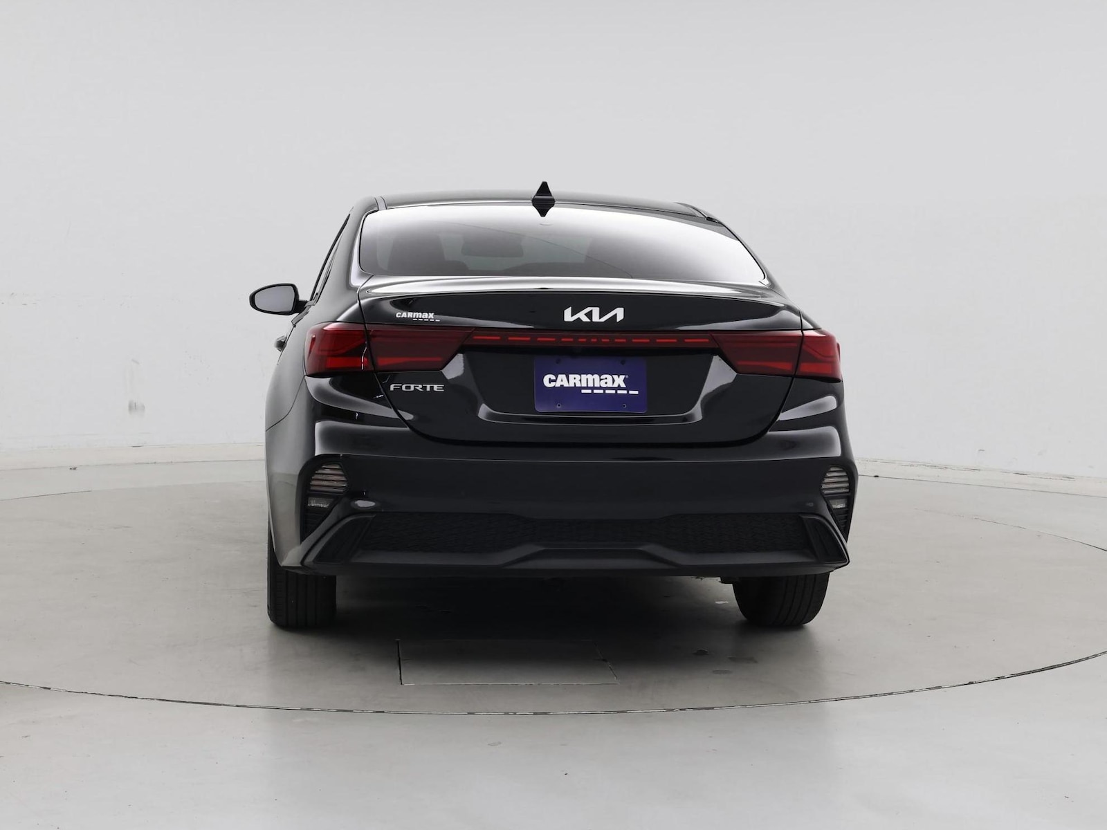 2024 Kia Forte LXS - Photo 7